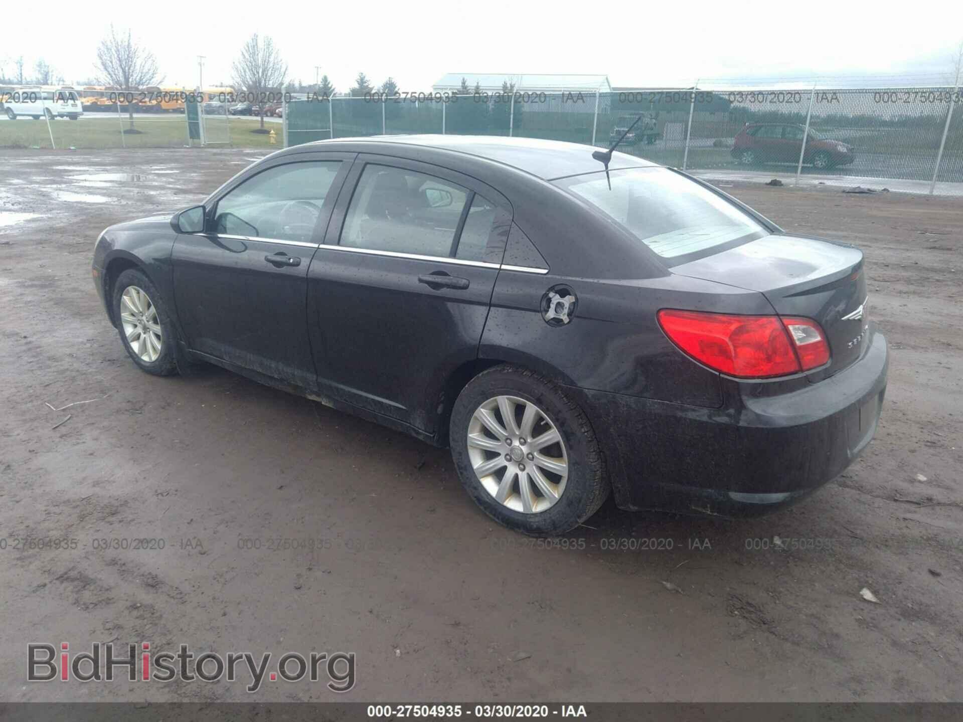 2010 CHRYSLER SEBRING - VIN: 1C3CC5FBXAN222709 - Фото 3