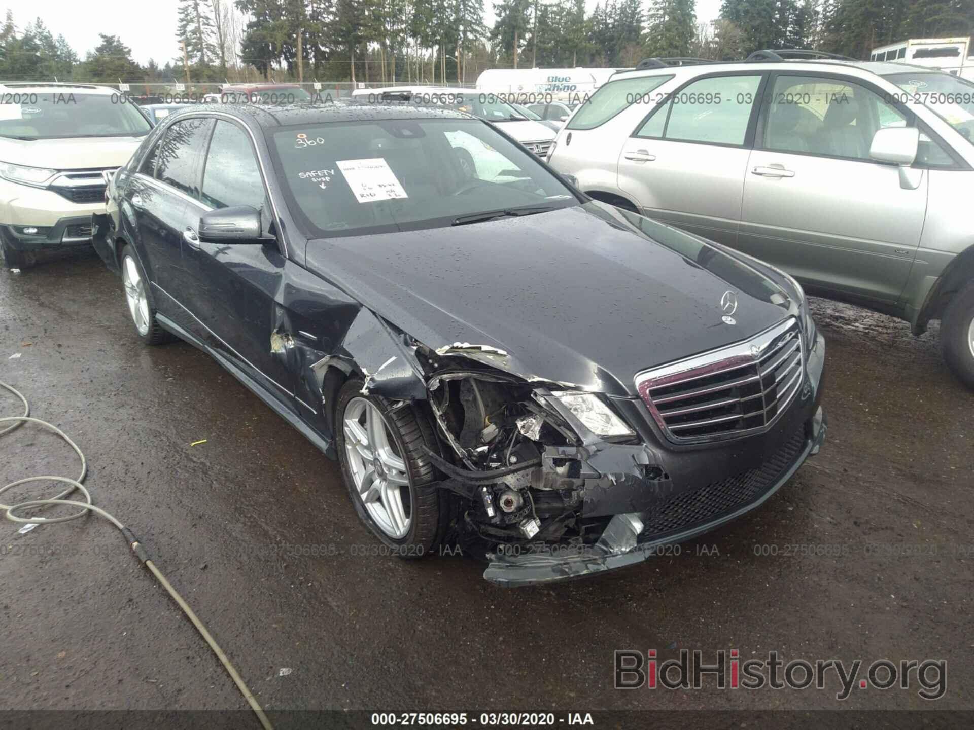 Photo WDDHF9BB1CA615567 - MERCEDES-BENZ E 2012