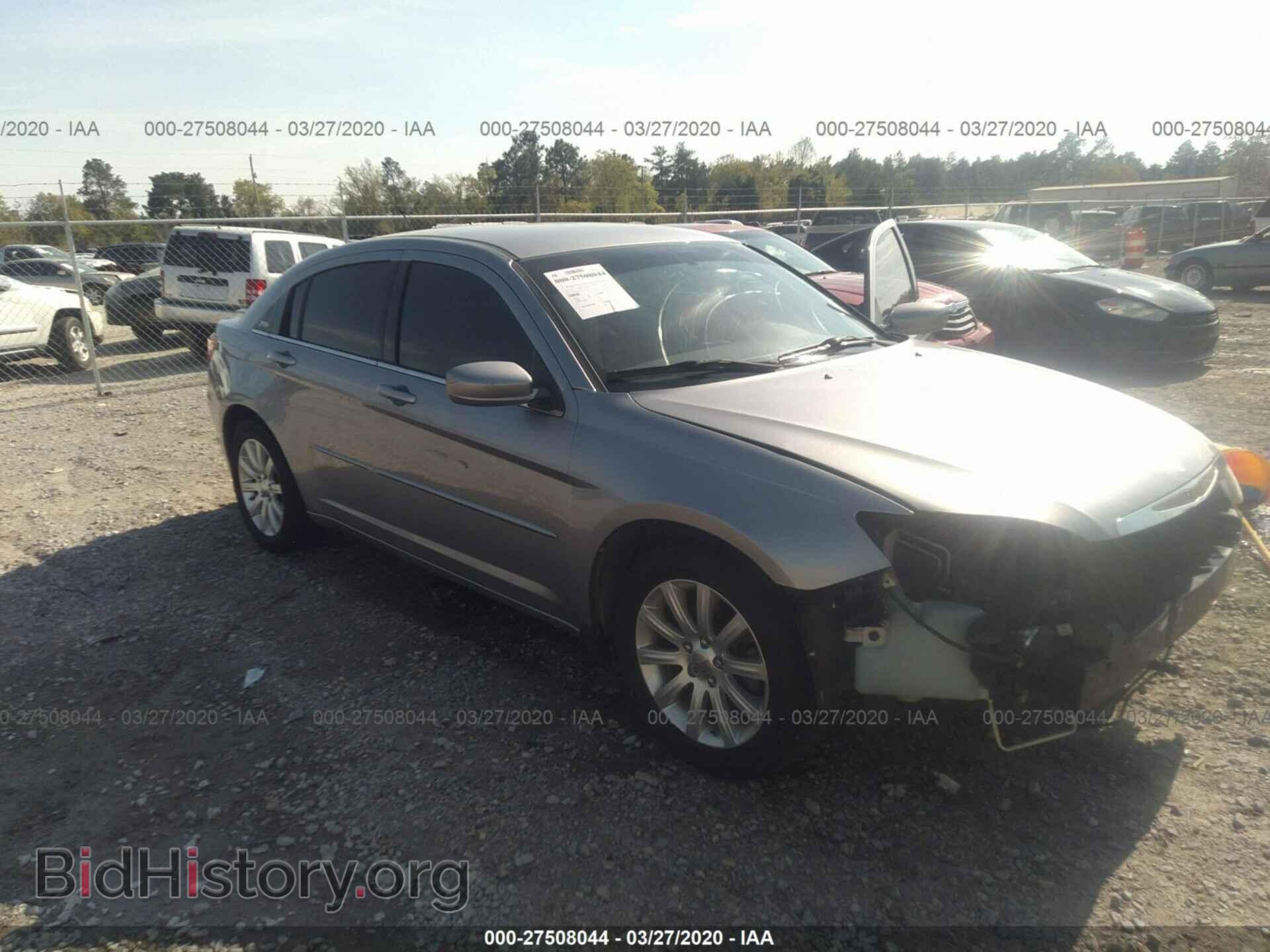 Photo 1C3CCBBB1DN557883 - CHRYSLER 200 2013