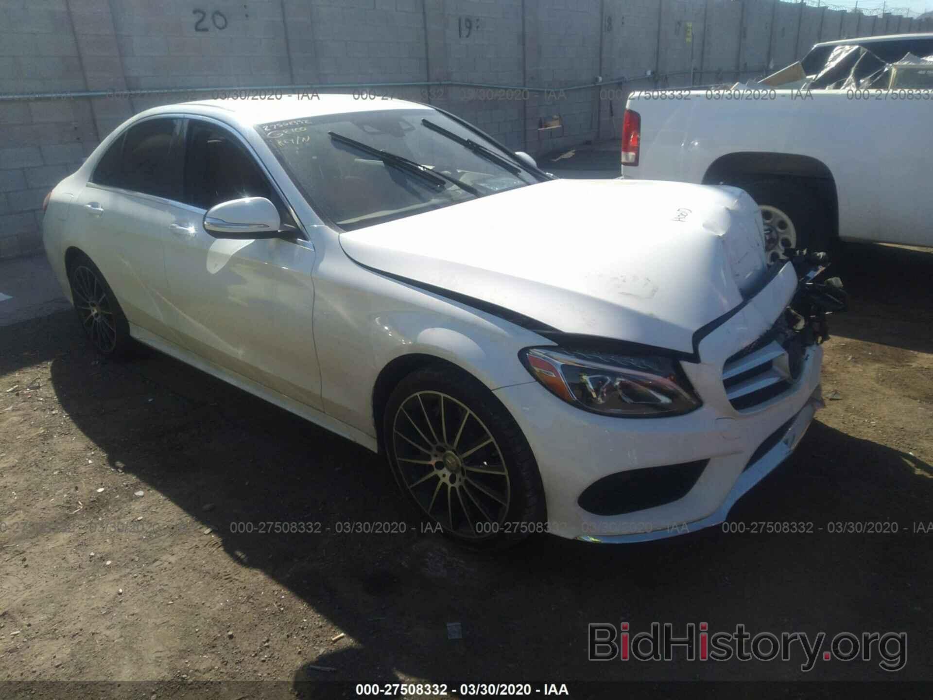 Photo 55SWF4KB3FU008763 - MERCEDES-BENZ C 2015