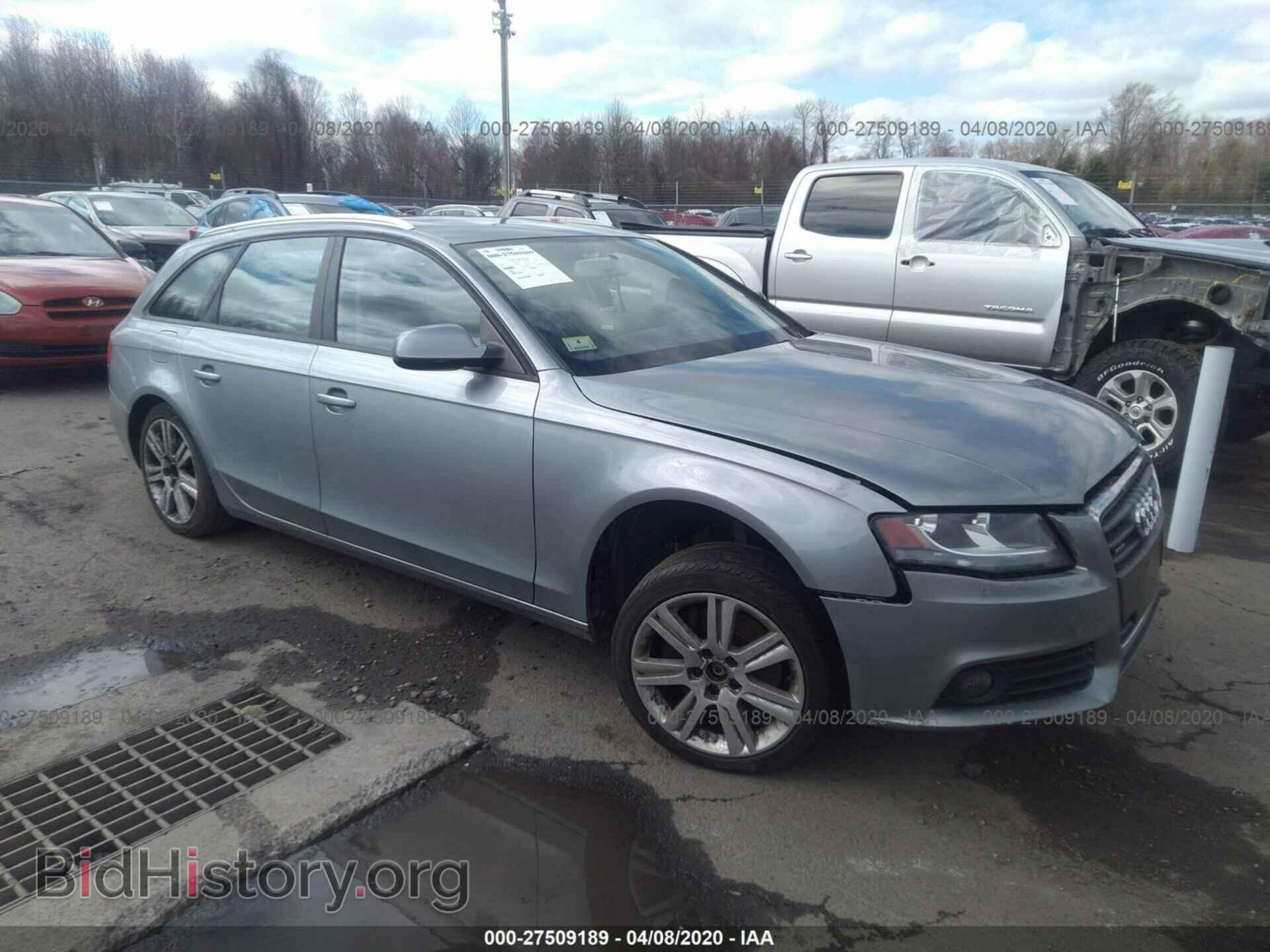 Photo WAUSFAFL8AA020570 - AUDI A4 2010