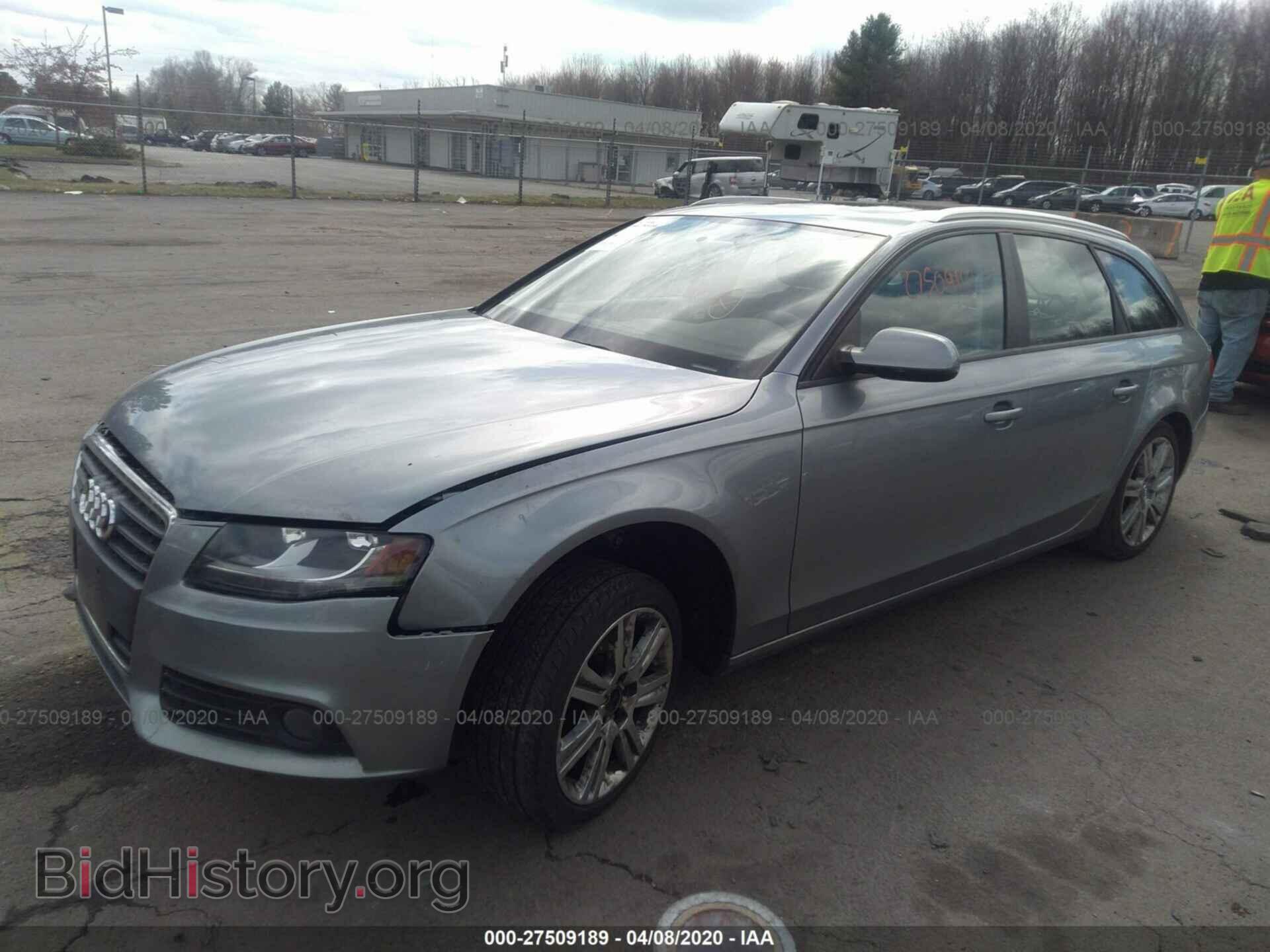 2010 AUDI A4 - VIN: WAUSFAFL8AA020570 - Фото 2