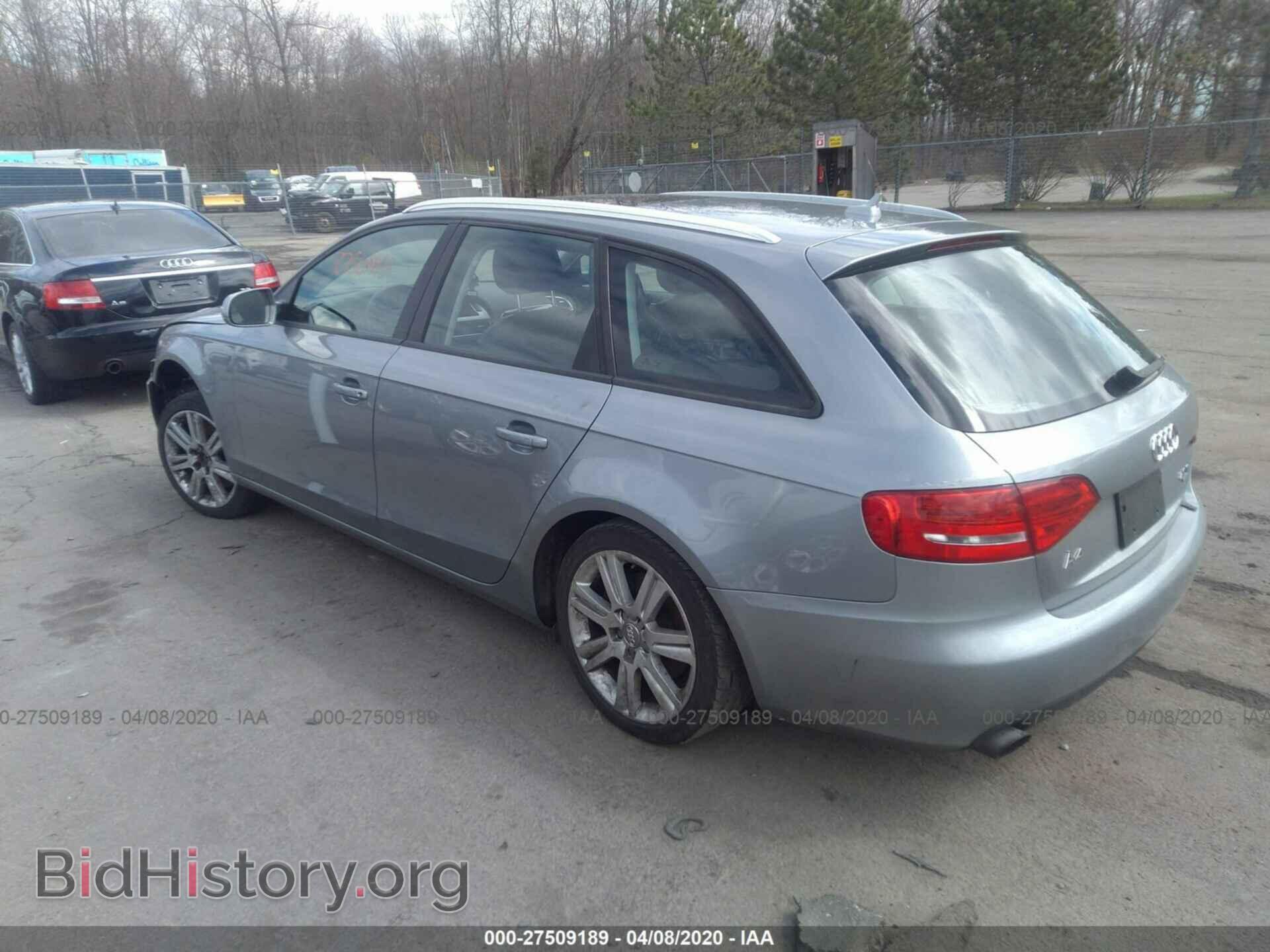 2010 AUDI A4 - VIN: WAUSFAFL8AA020570 - Фото 3