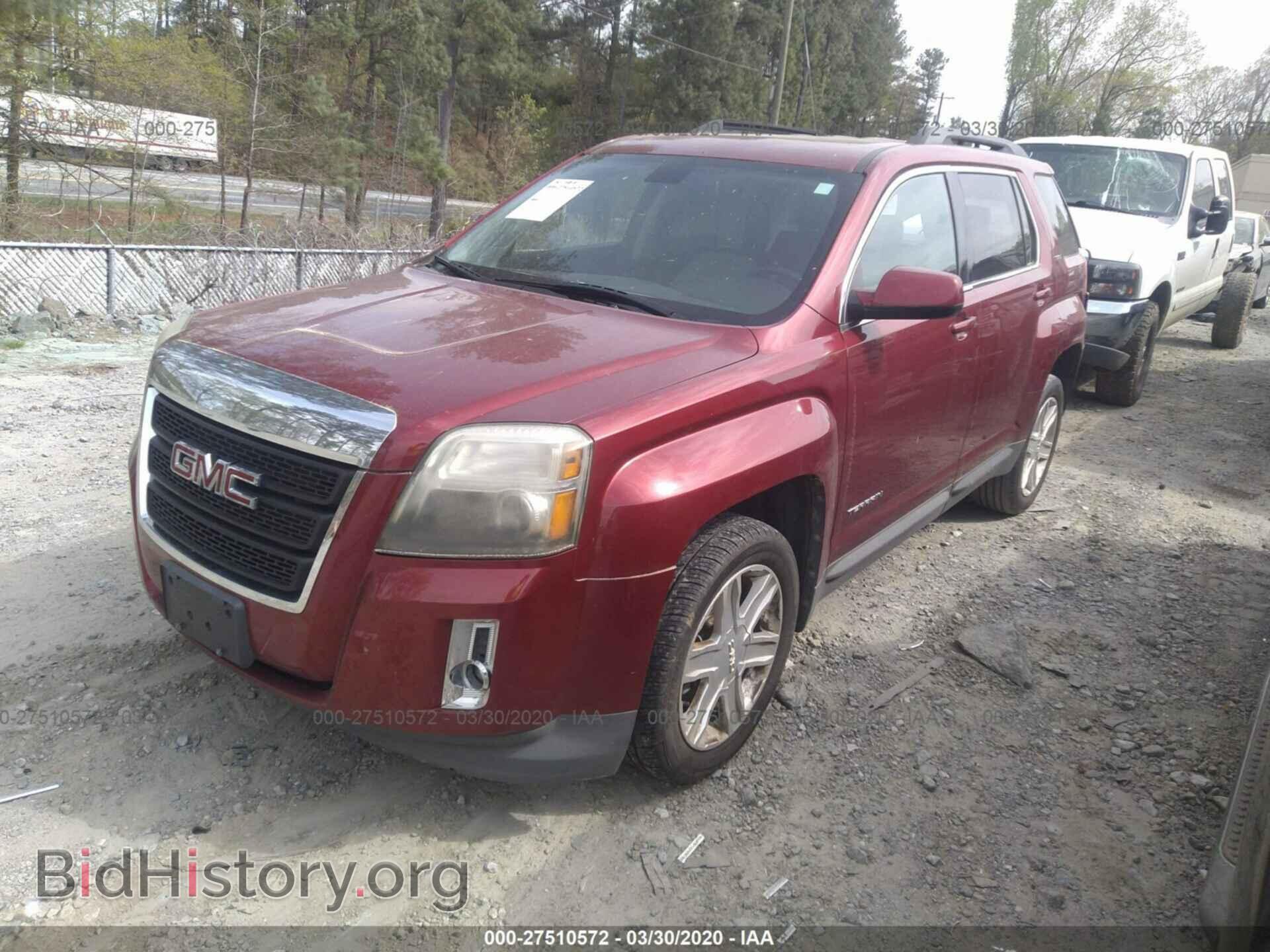 2011 GMC TERRAIN - VIN: 2CTFLUE55B6380447 - Фото 2