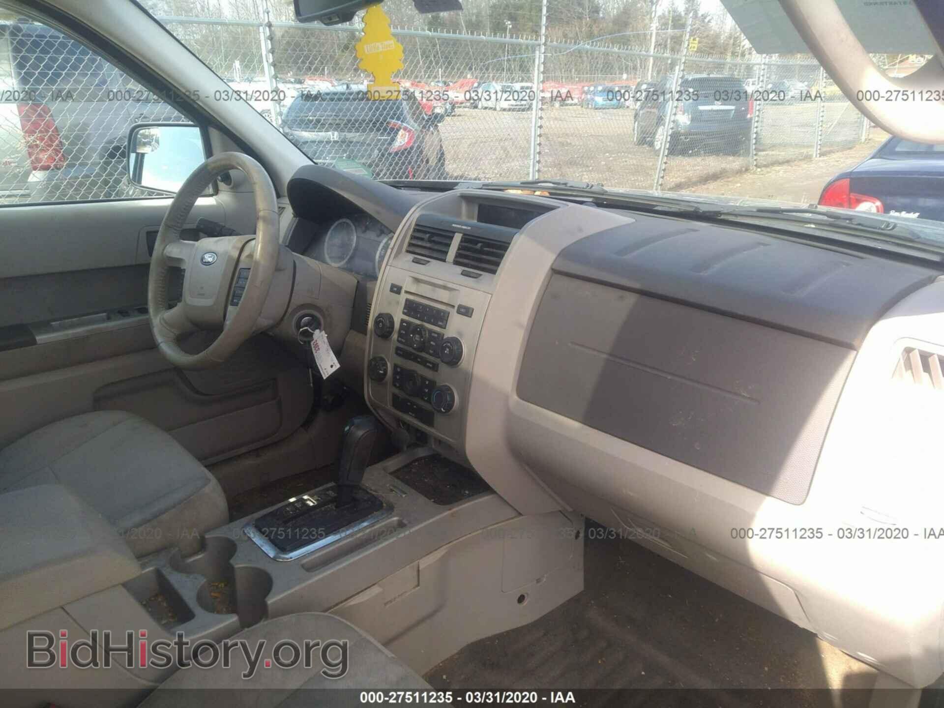 2011 FORD ESCAPE - VIN: 1FMCU9DGXBKA77863 - Фото 5