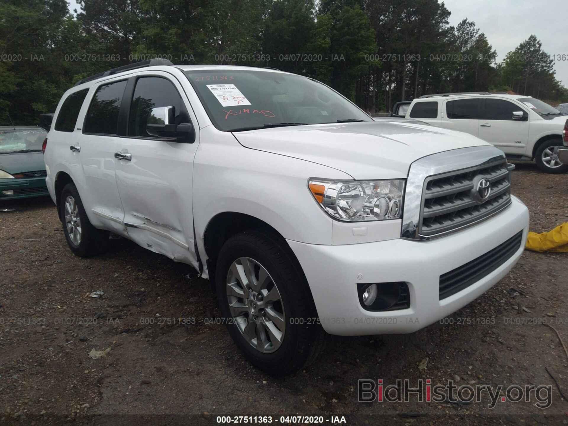 Photo 5TDKY5G13DS044185 - TOYOTA SEQUOIA 2013