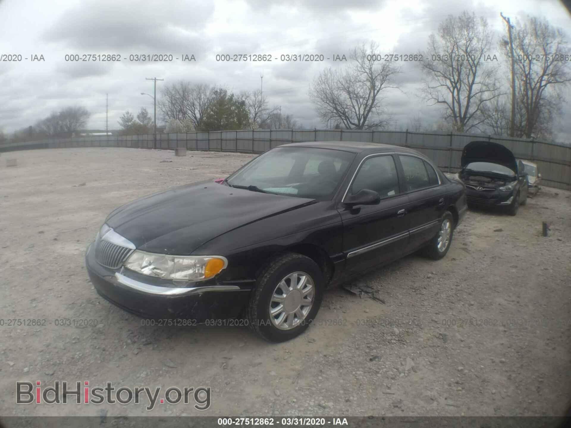 2001 LINCOLN CONTINENTAL - VIN: 1LNHM97V21Y678468 - Фото 2