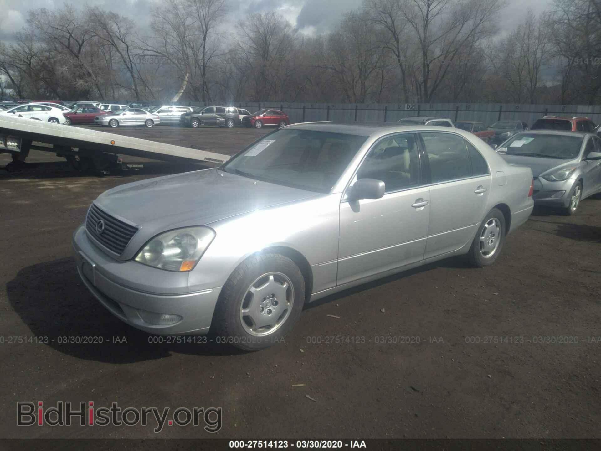 2002 LEXUS LS - VIN: JTHBN30F420060137 - Photo 2