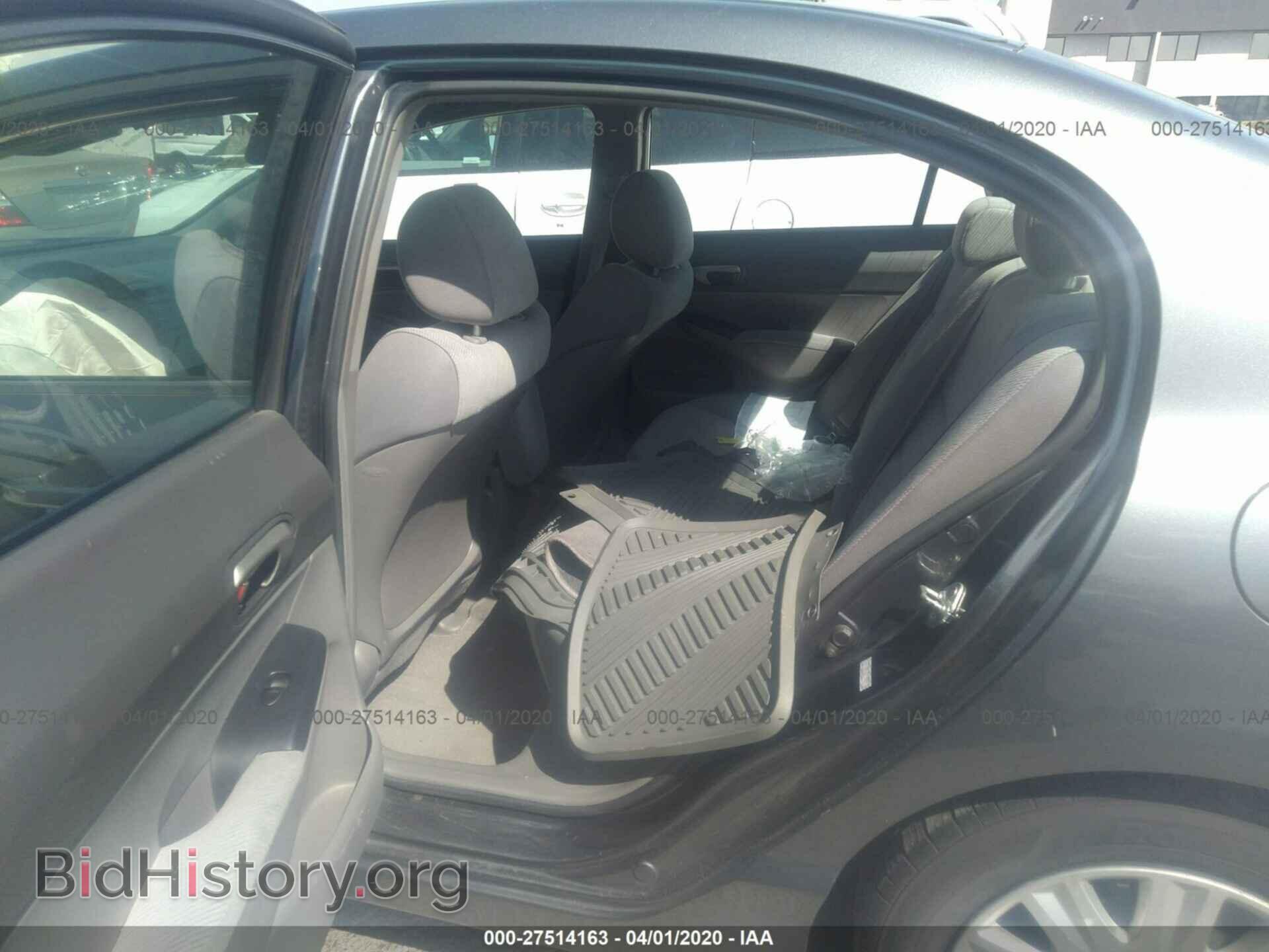 2011 HONDA CIVIC - VIN: 19XFA4F52BE000495 - Фото 8