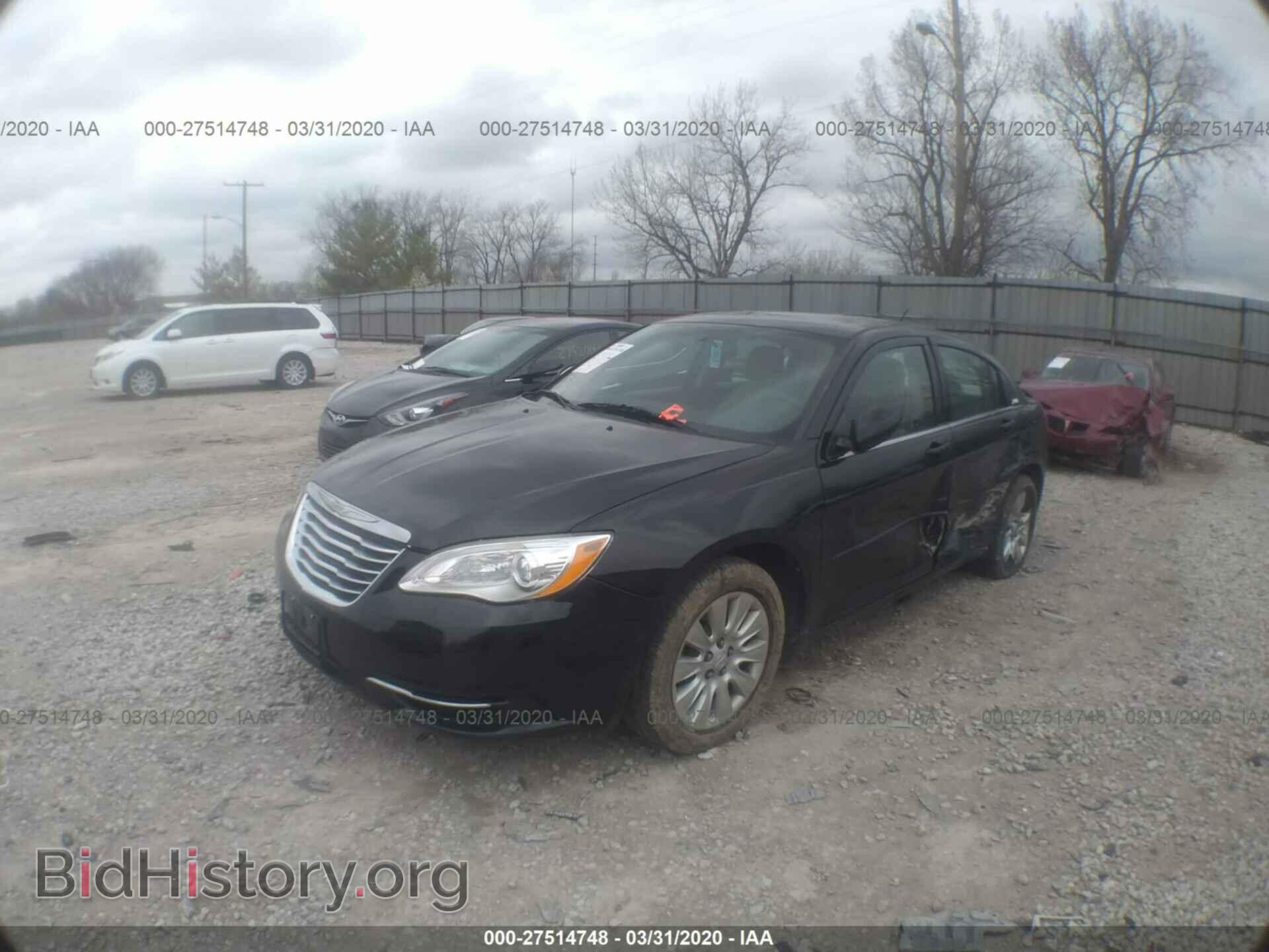2011 CHRYSLER 200 - VIN: 1C3BC4FB9BN553711 - Photo 2