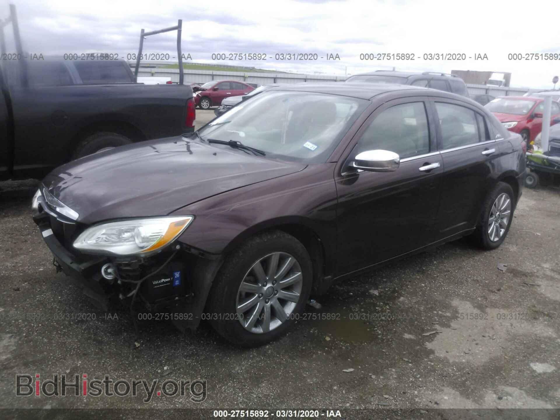 2013 CHRYSLER 200 - VIN: 1C3CCBCG8DN504768 - Фото 2