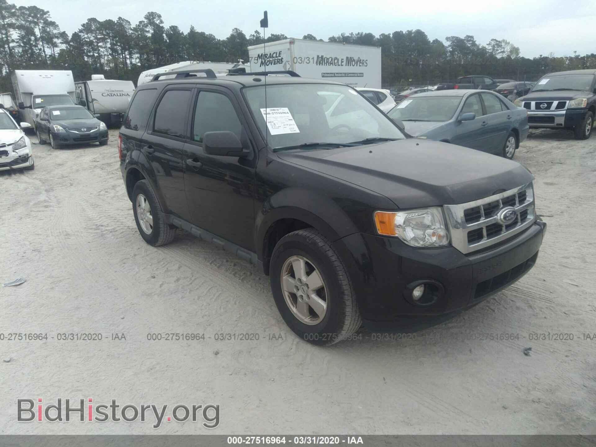 Фотография 1FMCU0D7XBKB36289 - FORD ESCAPE 2011