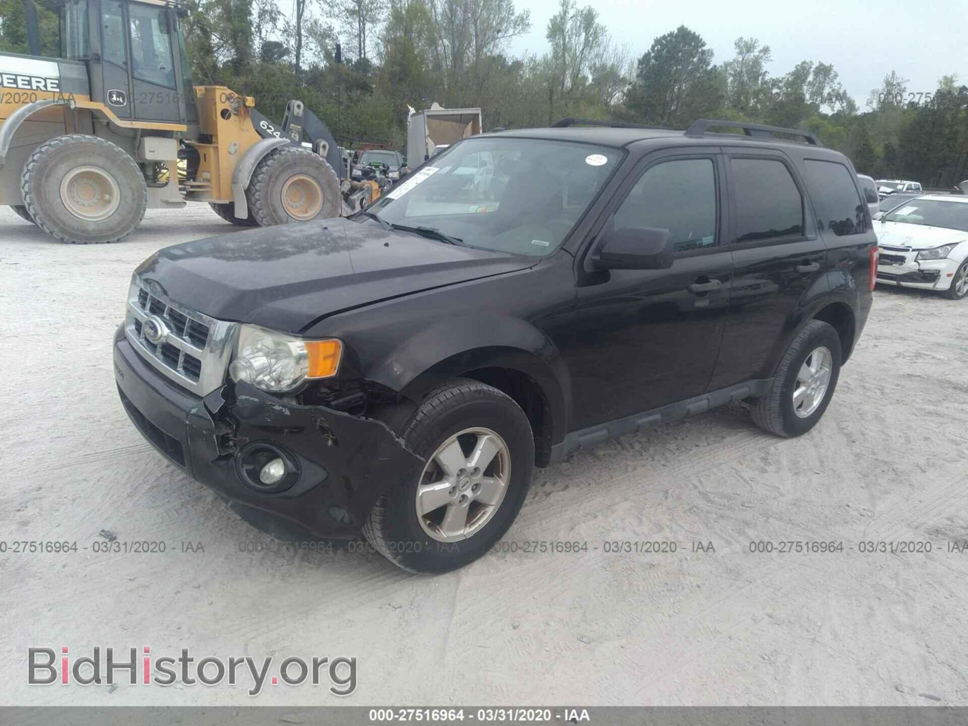 2011 FORD ESCAPE - VIN: 1FMCU0D7XBKB36289 - Фото 2