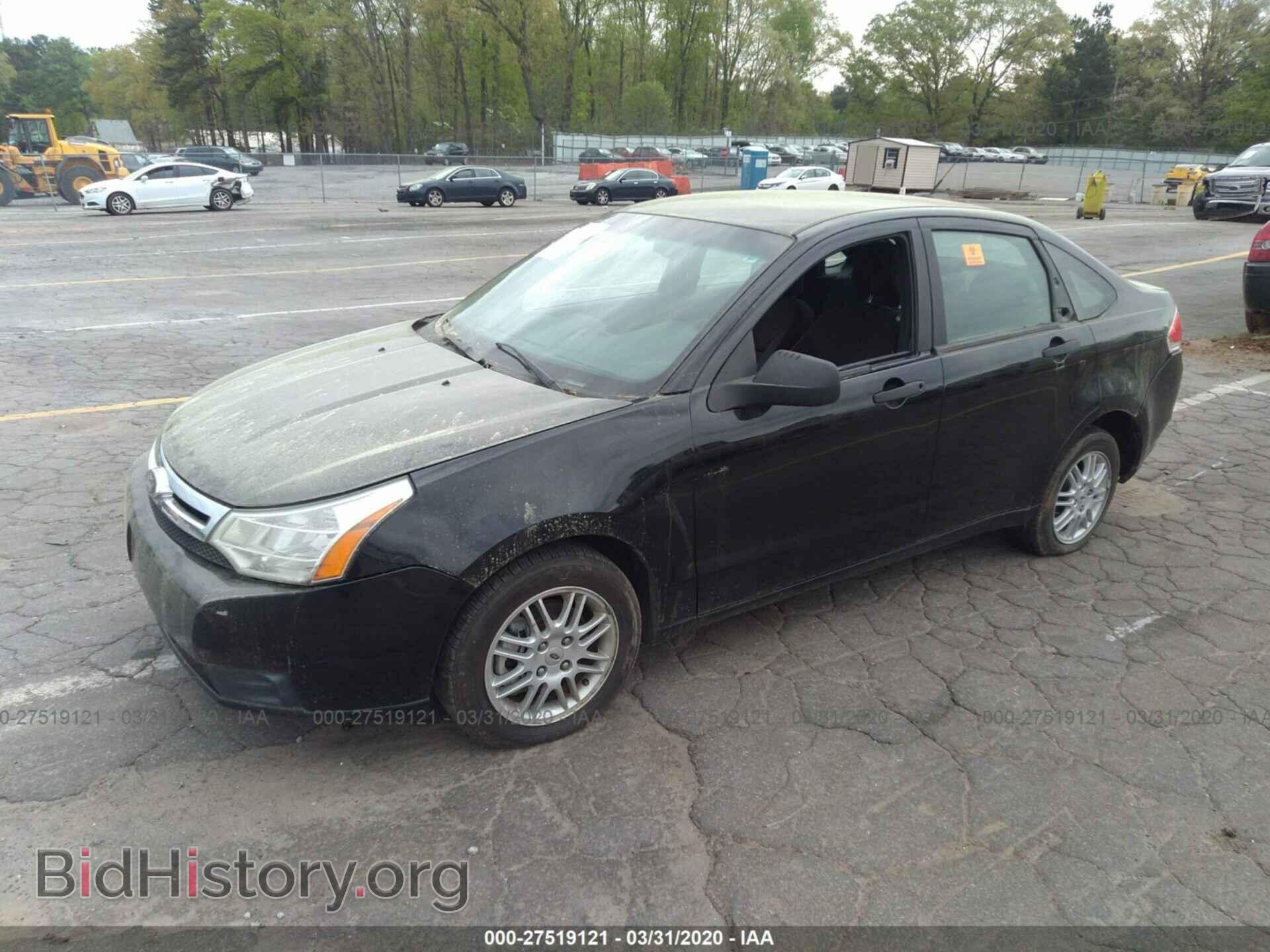2011 FORD FOCUS - VIN: 1FAHP3FN6BW141566 - Фото 2