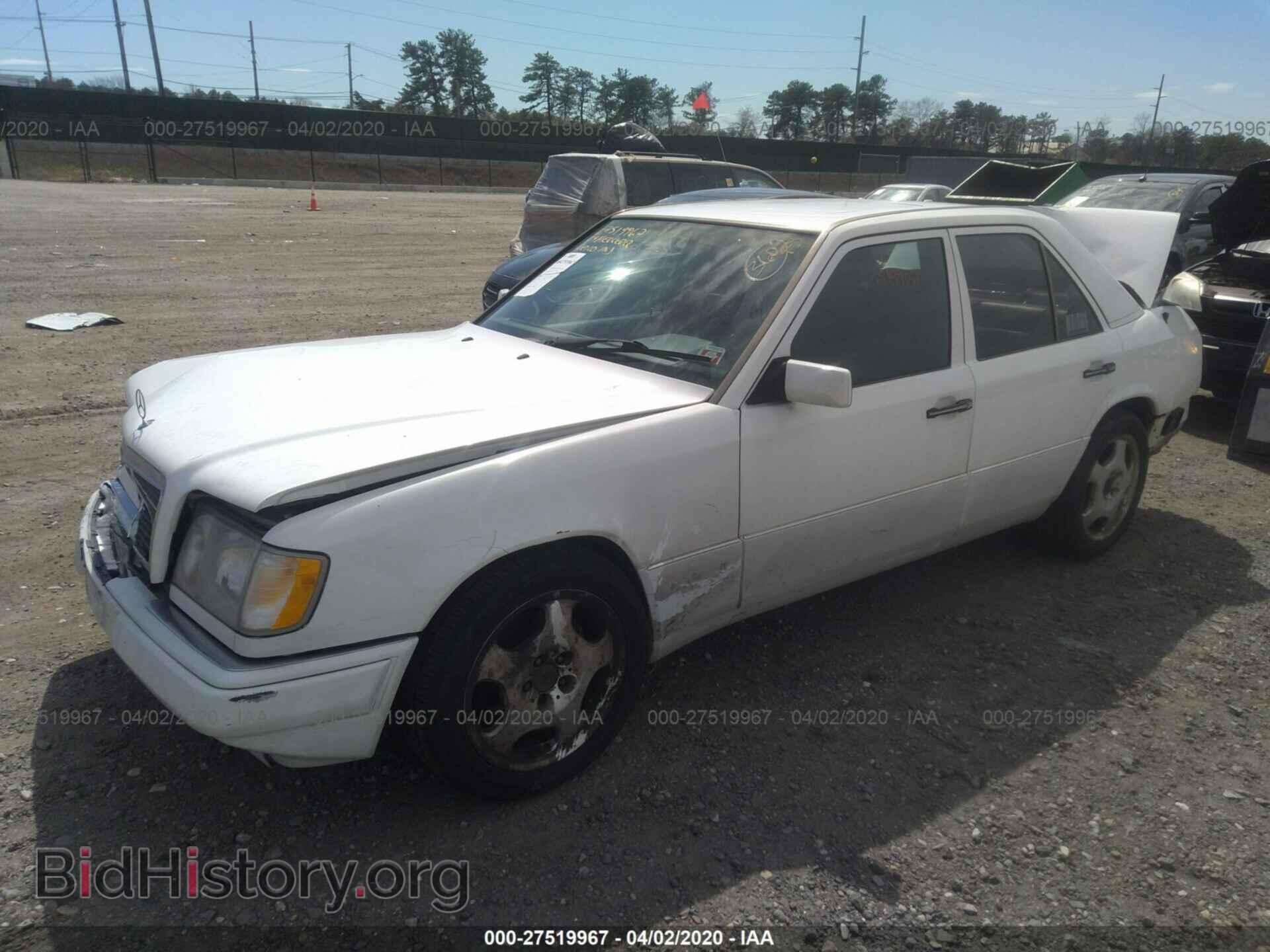 1994 MERCEDES-BENZ E - VIN: WDBEA32E5RC121470 - Фото 2