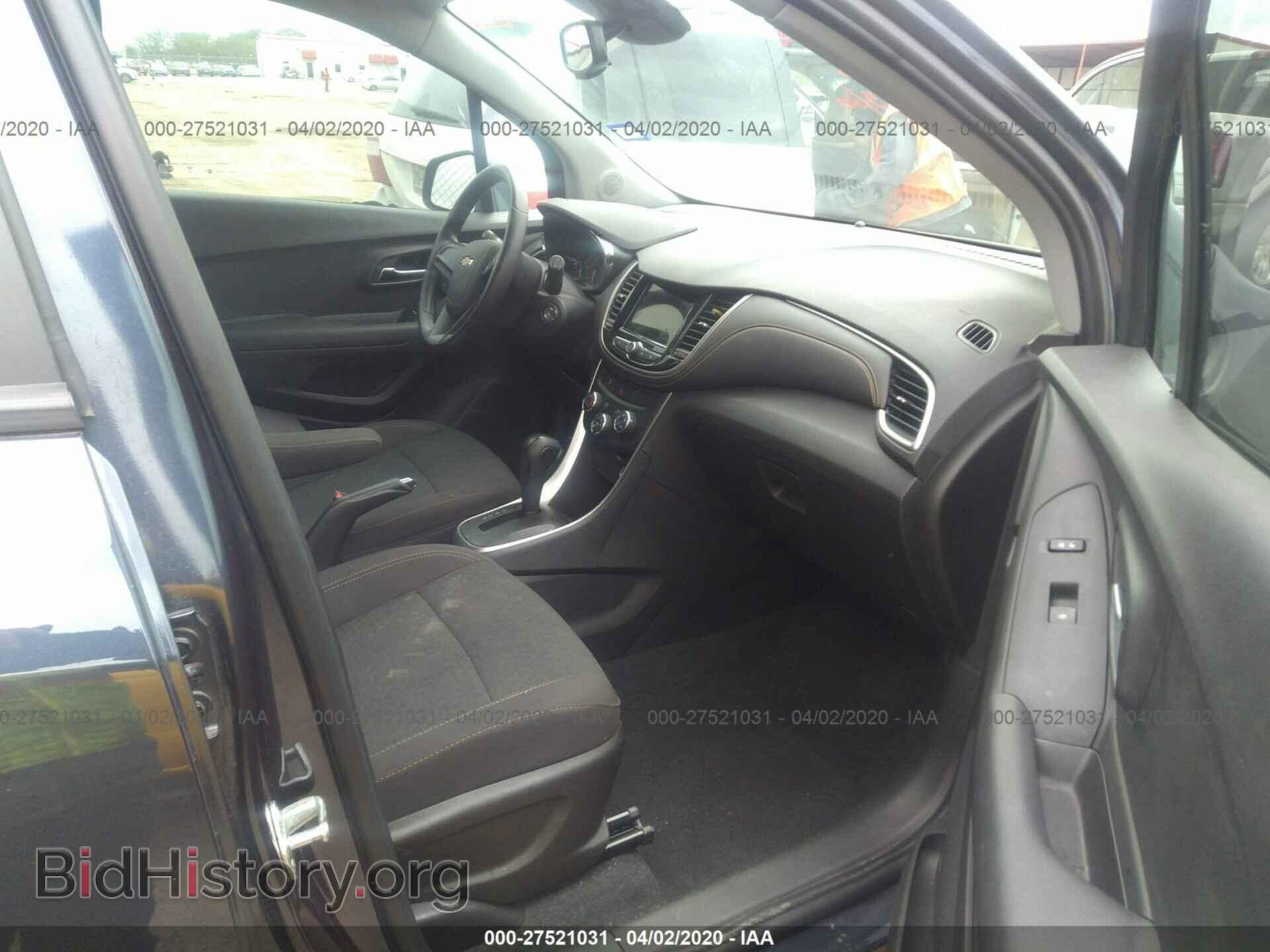 2019 CHEVROLET TRAX - VIN: 3GNCJKSB3KL142506 - Фото 5