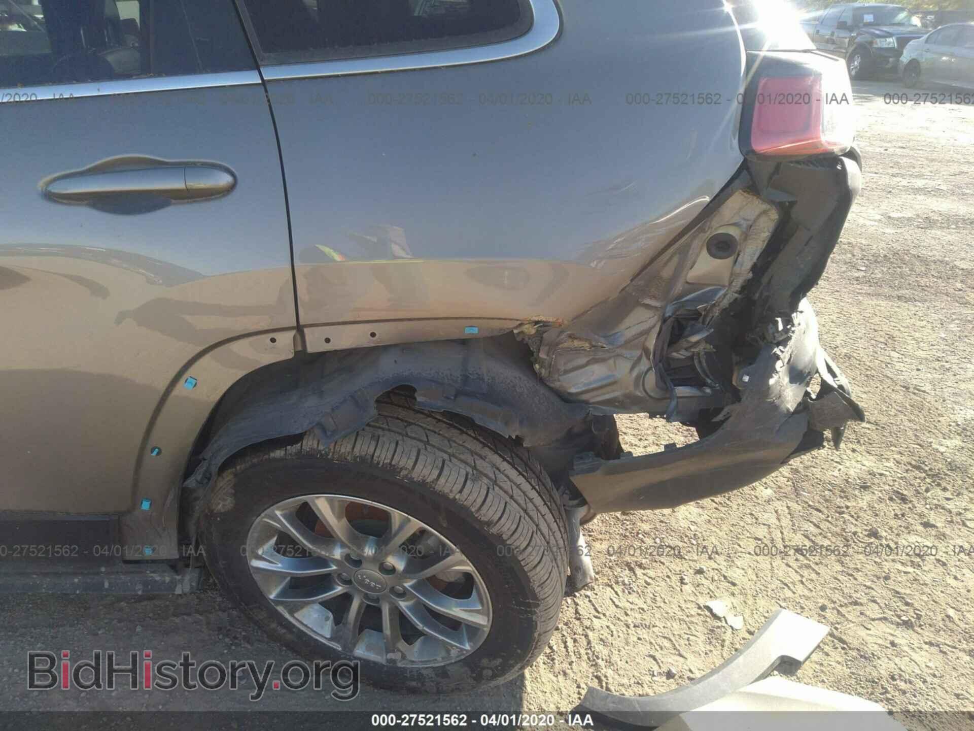 2019 JEEP CHEROKEE - VIN: 1C4PJLLB9KD144264 - Photo 6