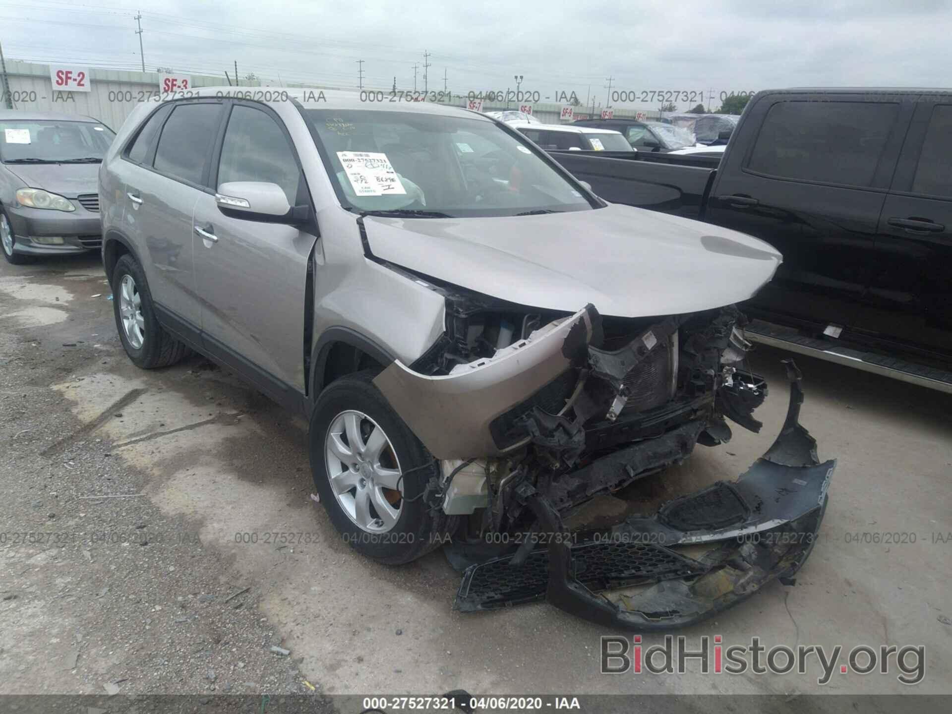 Photo 5XYKT3A16DG342867 - KIA SORENTO 2013