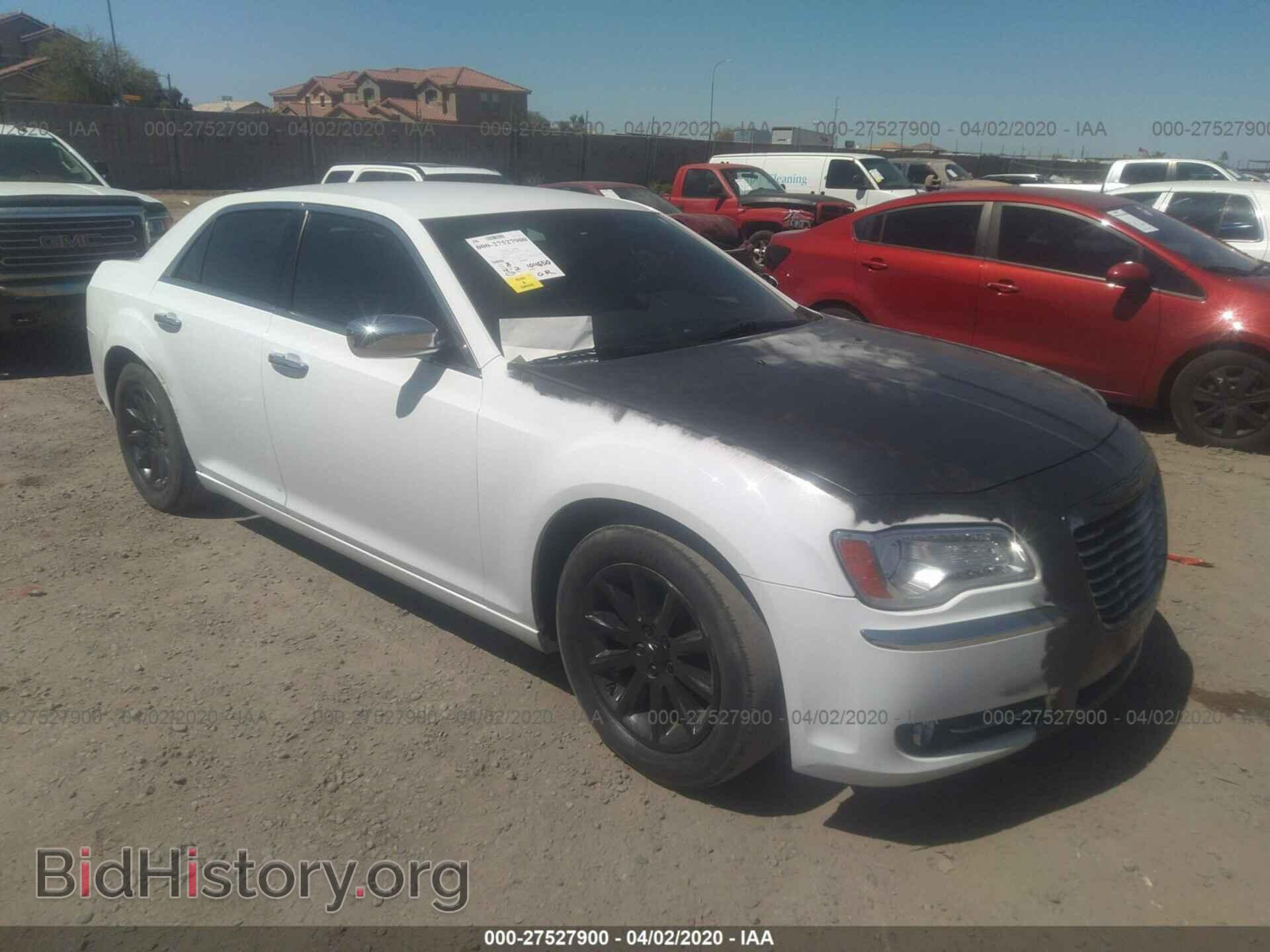 Фотография 2C3CCAEG9EH382410 - CHRYSLER 300C 2014