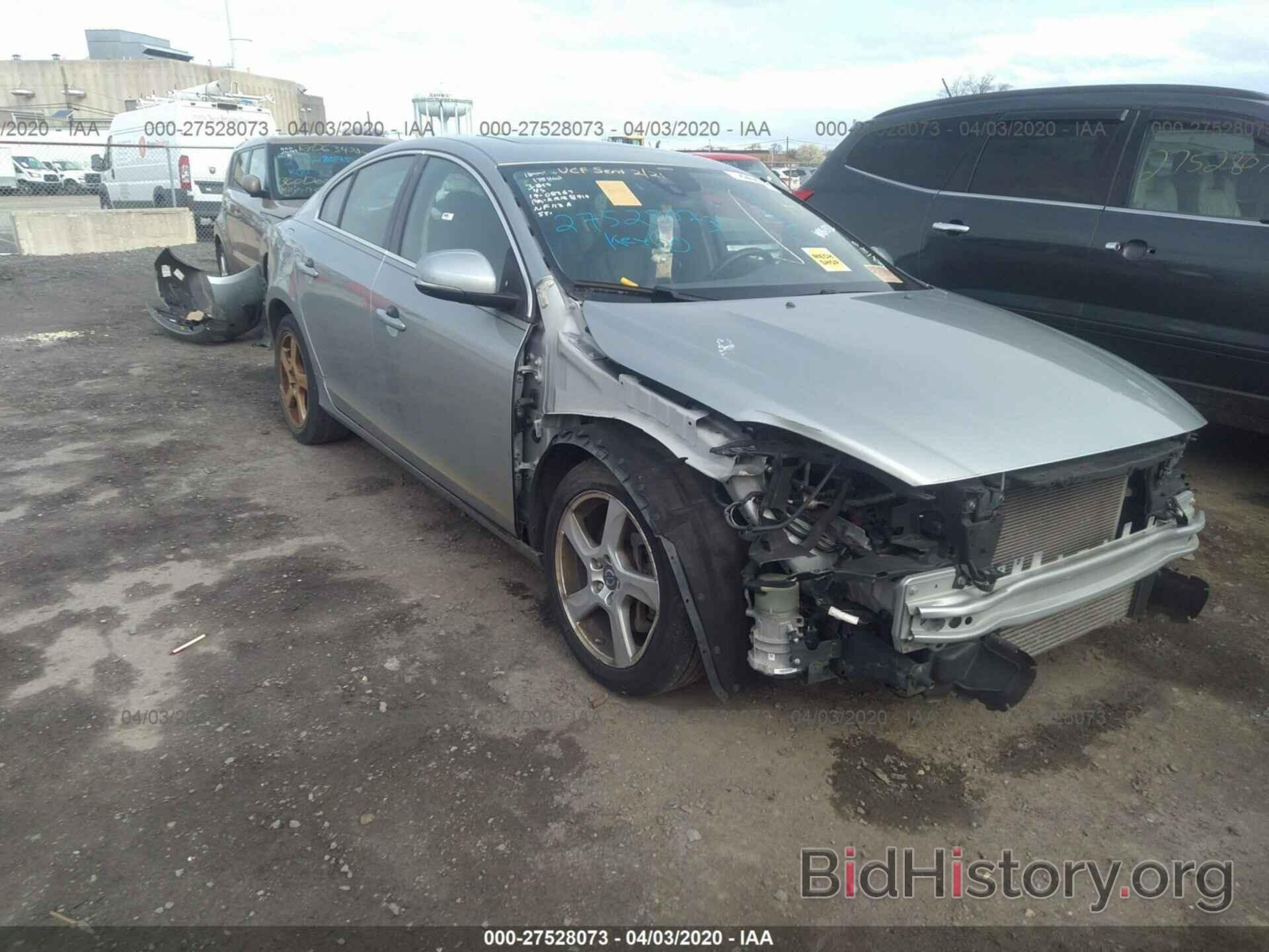 Photo YV1612FH8D2176802 - VOLVO S60 2013