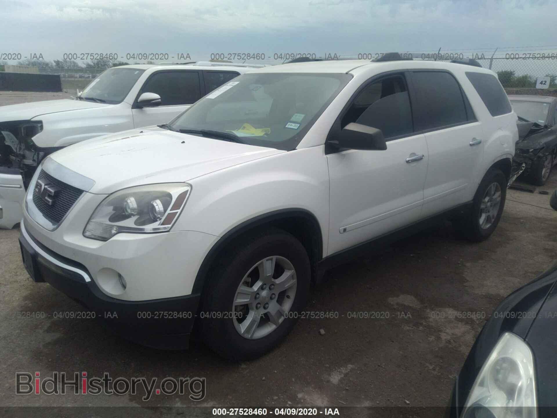 2010 GMC ACADIA - VIN: 1GKLRLED6AJ123737 - Photo 2