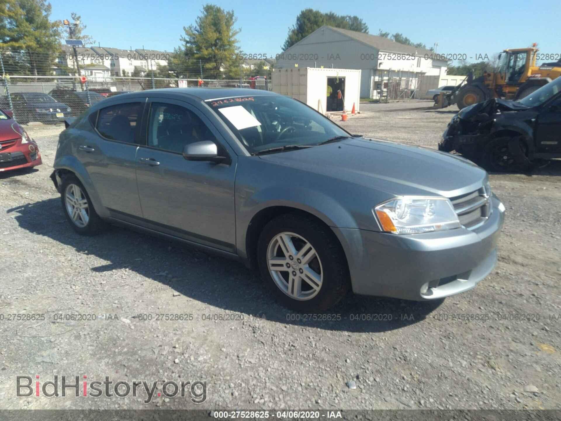 Фотография 1B3CC5FB2AN218439 - DODGE AVENGER 2010