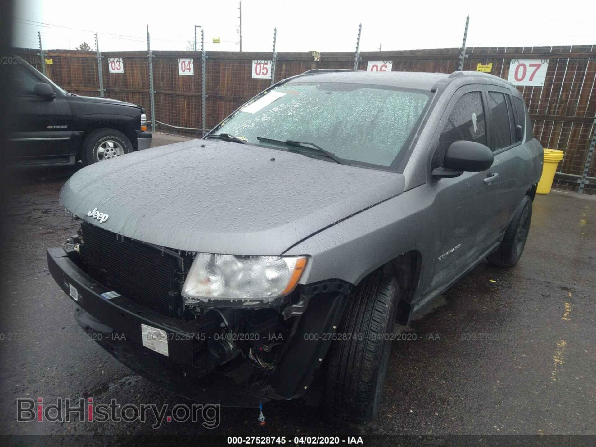 2012 JEEP COMPASS - VIN: 1C4NJDEB3CD593323 - Photo 2