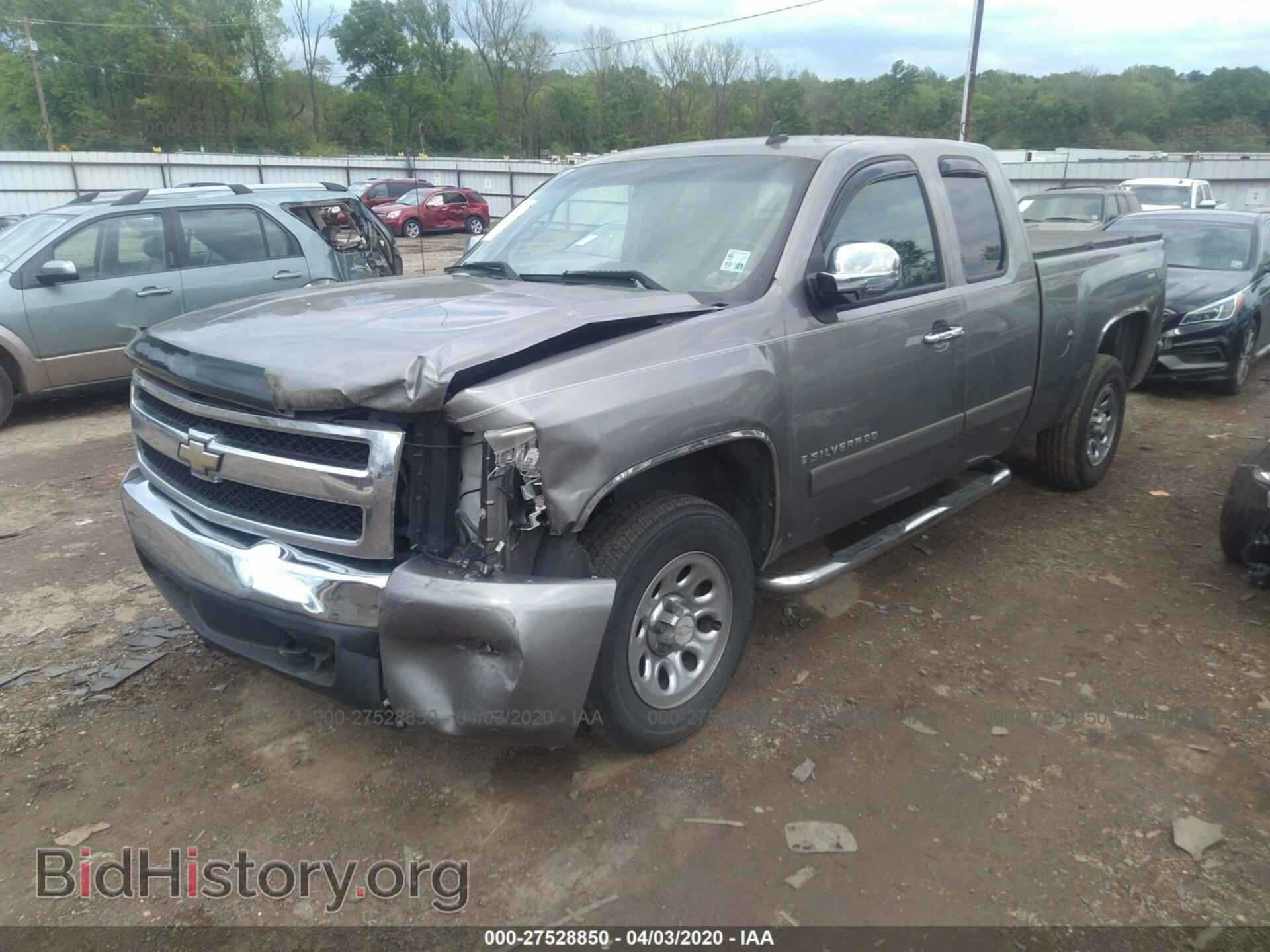 2007 CHEVROLET SILVERADO - VIN: 1GCEC19C17Z511304 - Photo 2