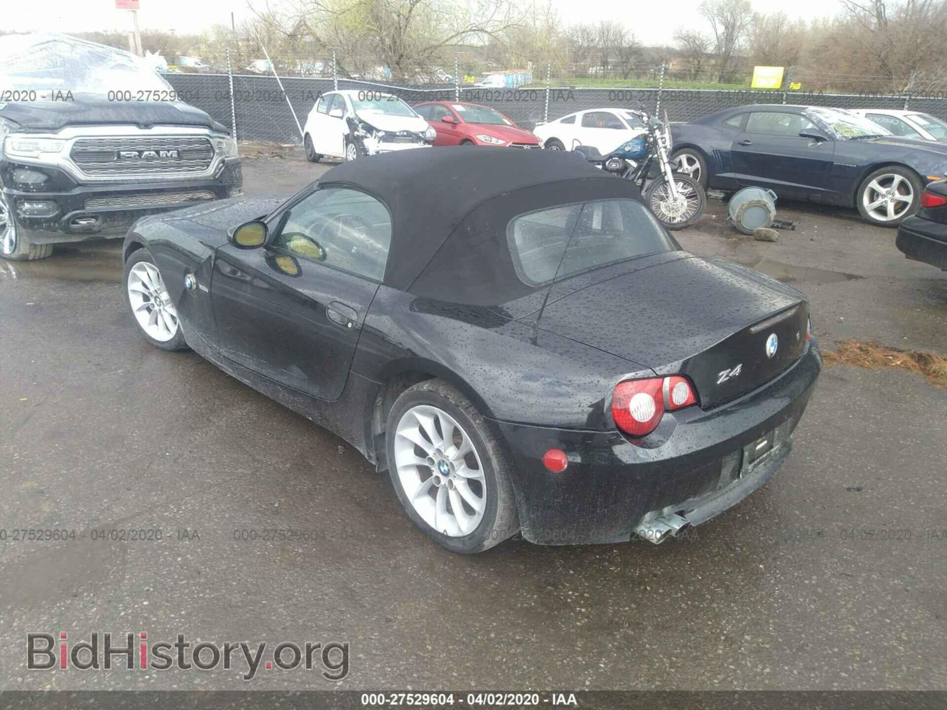 2005 BMW Z4 - VIN: 4USBT33595LR70292 - Фото 3
