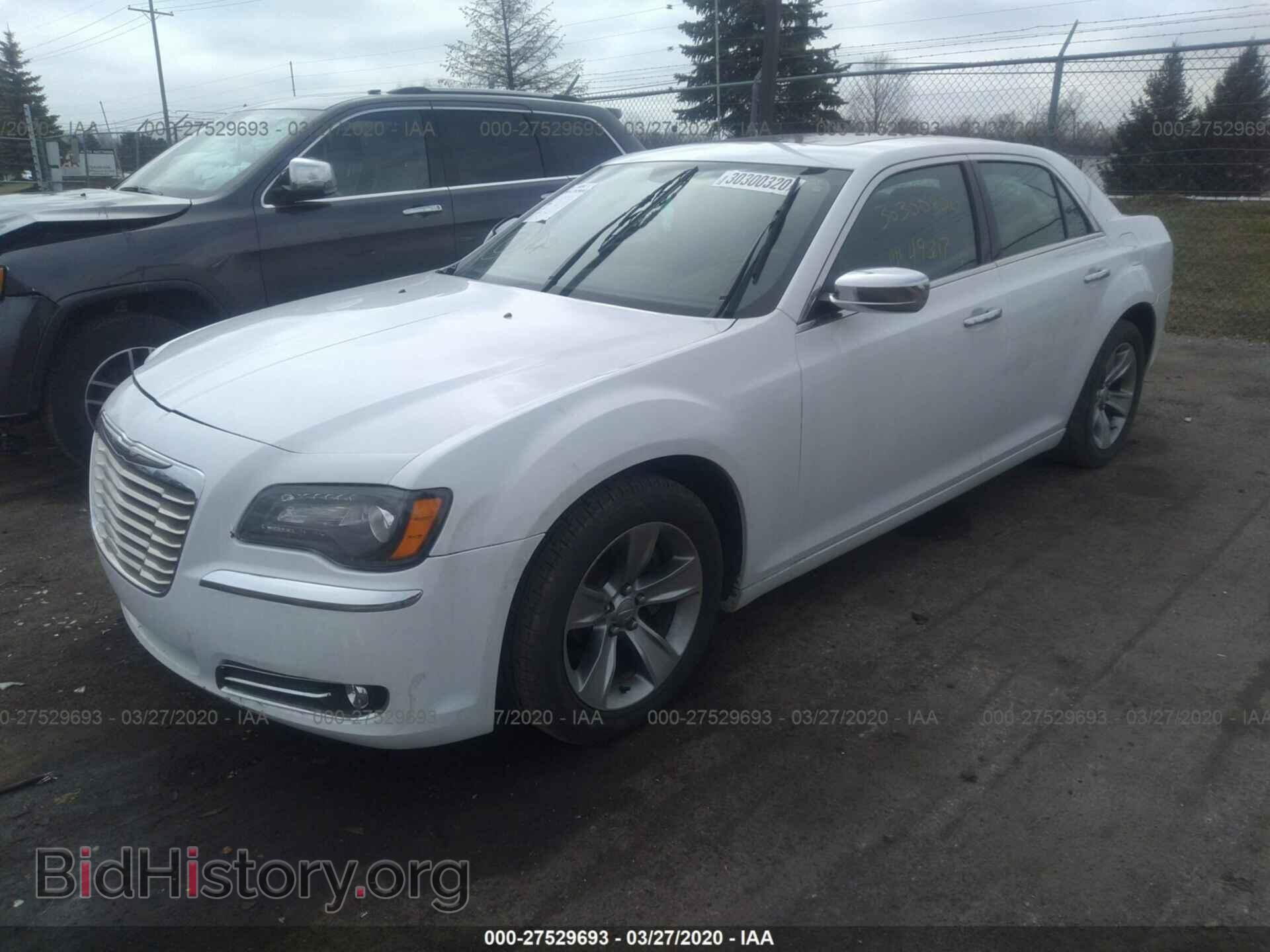 2013 CHRYSLER 300C - VIN: 2C3CCAET4DH648461 - Фото 2