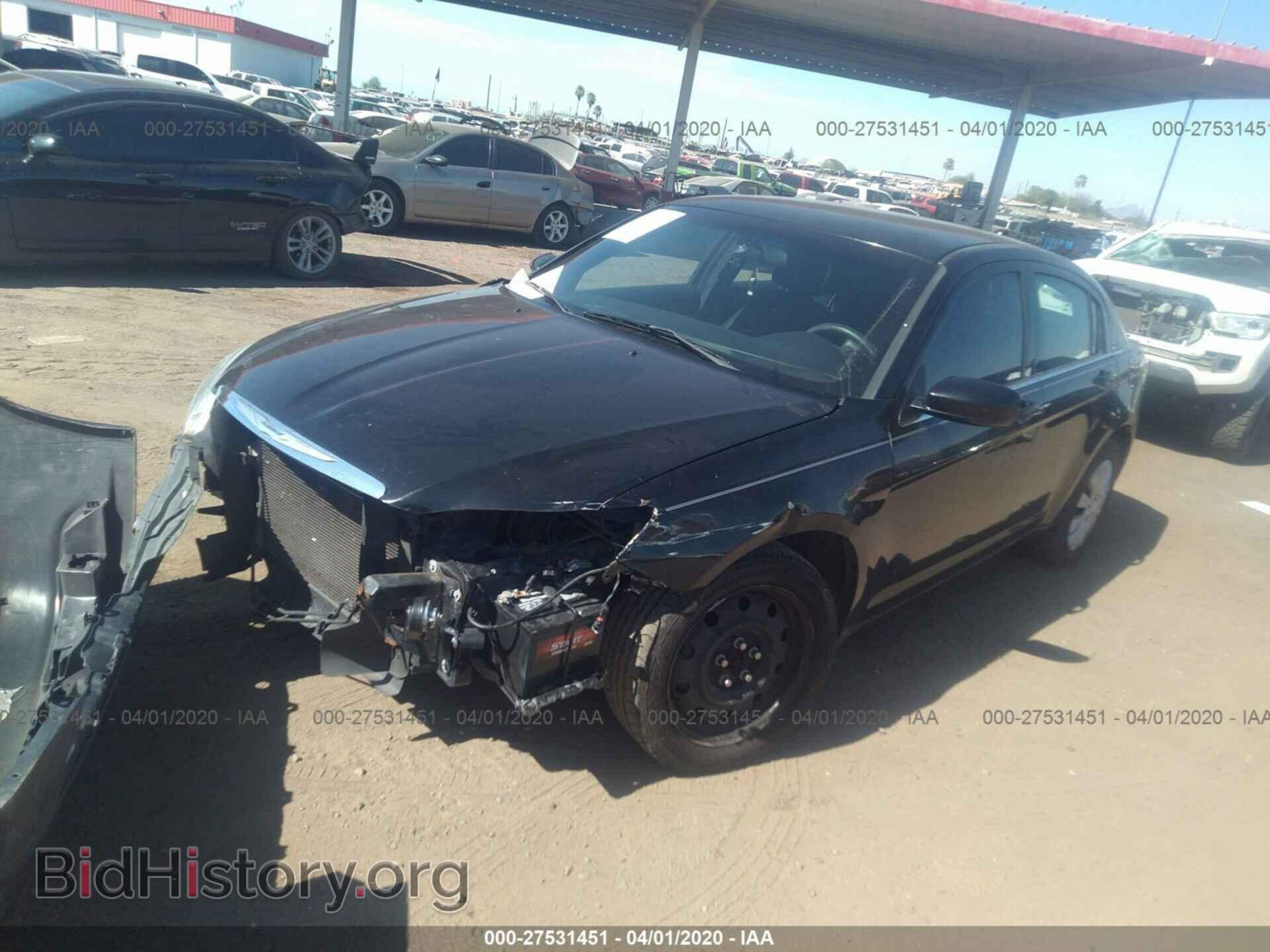 2014 CHRYSLER 200 - VIN: 1C3CCBABXEN210362 - Фото 2