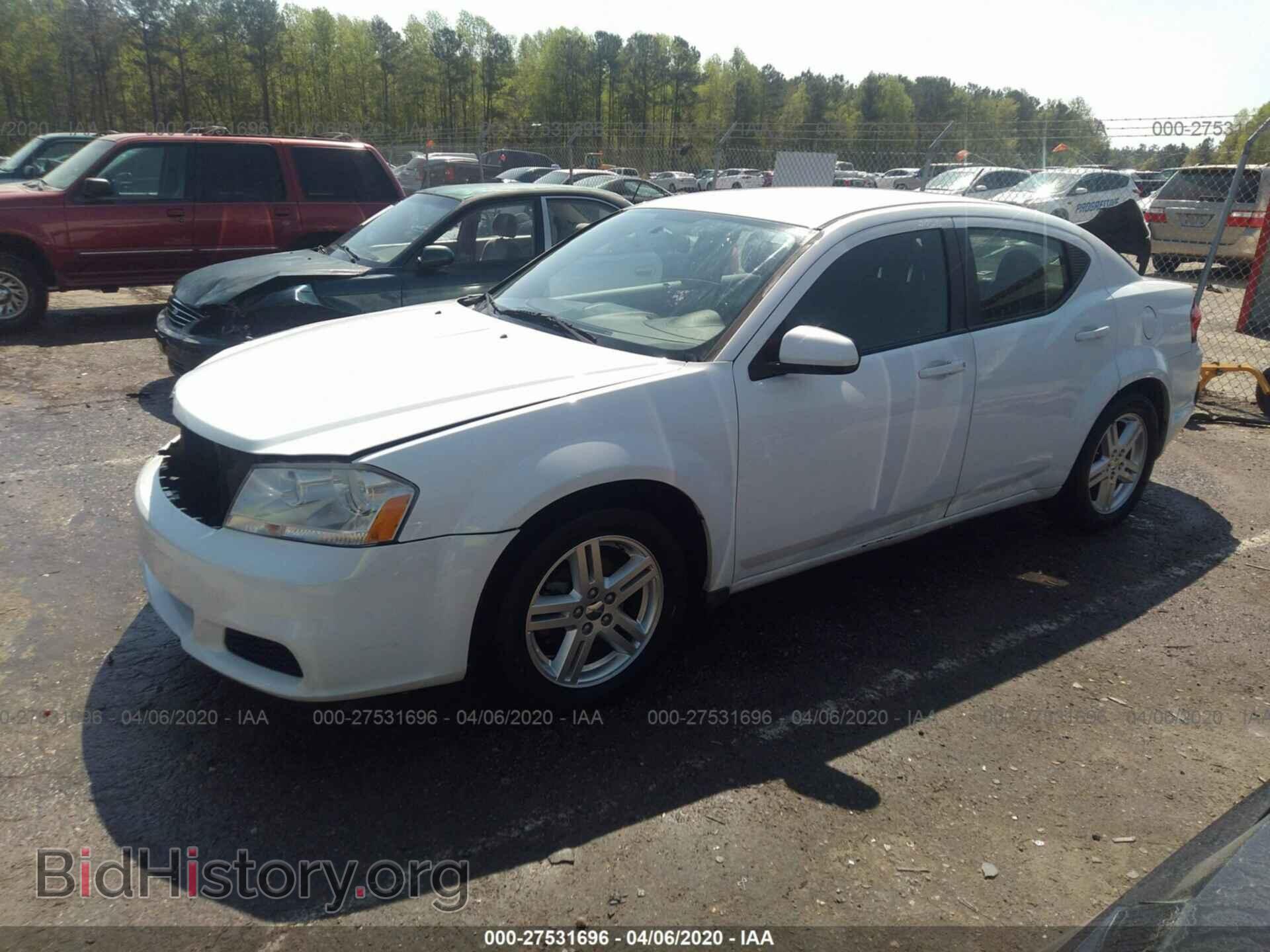 2011 DODGE AVENGER - VIN: 1B3BD1FB8BN565003 - Фото 2