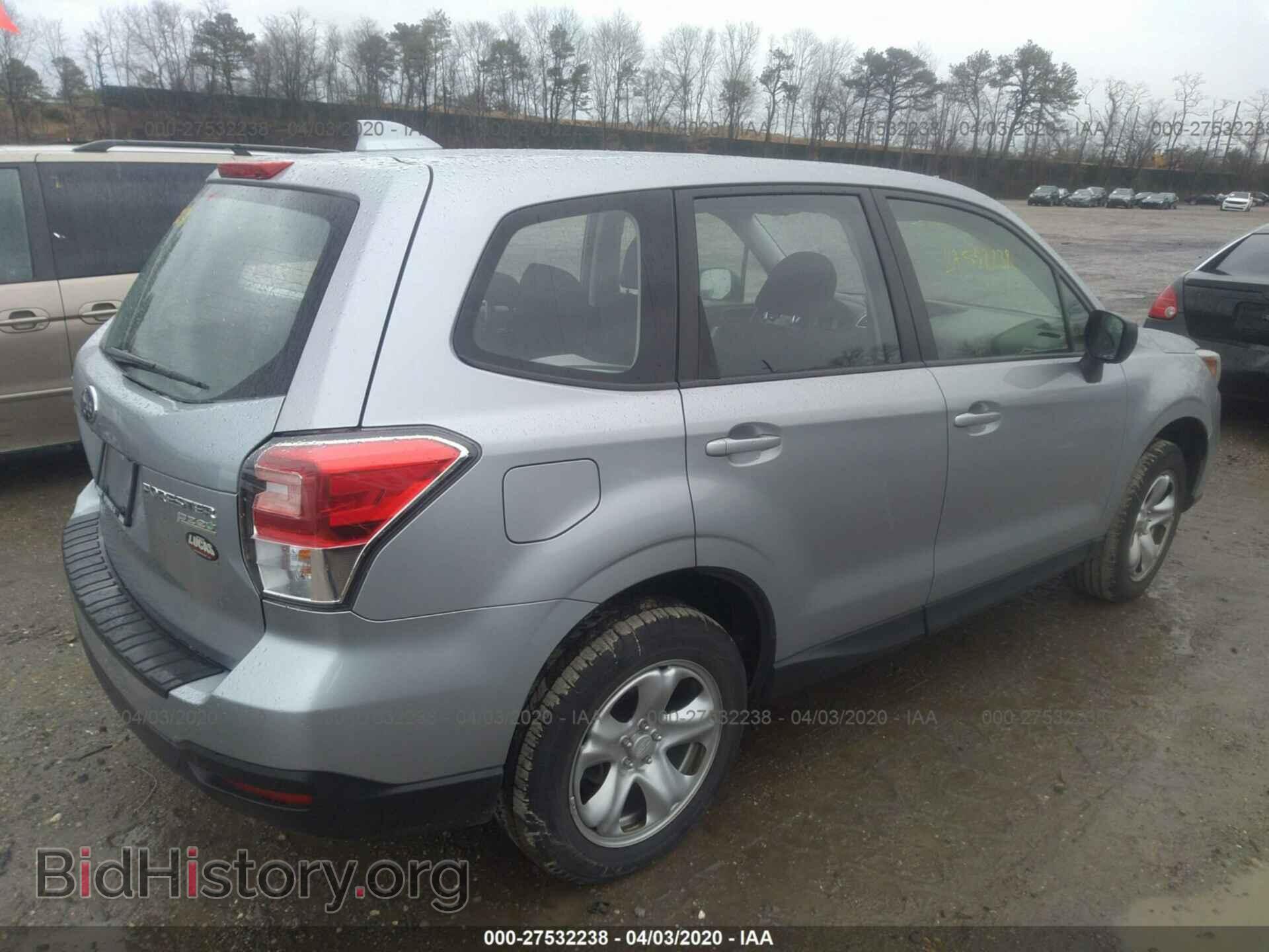 2017 SUBARU FORESTER - VIN: JF2SJAAC1HH547653 - Фото 4