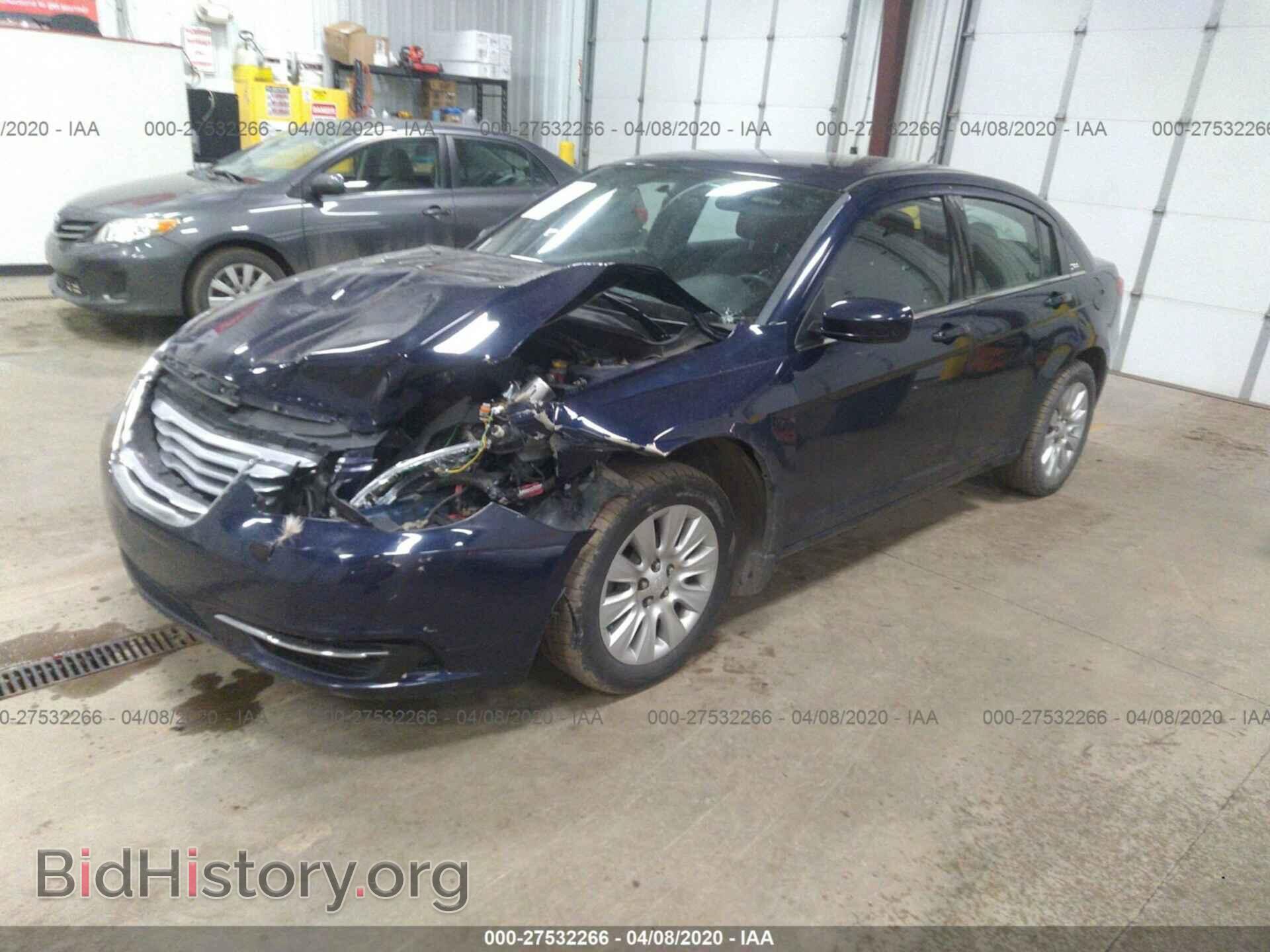 2014 CHRYSLER 200 - VIN: 1C3CCBAB8EN141140 - Фото 2