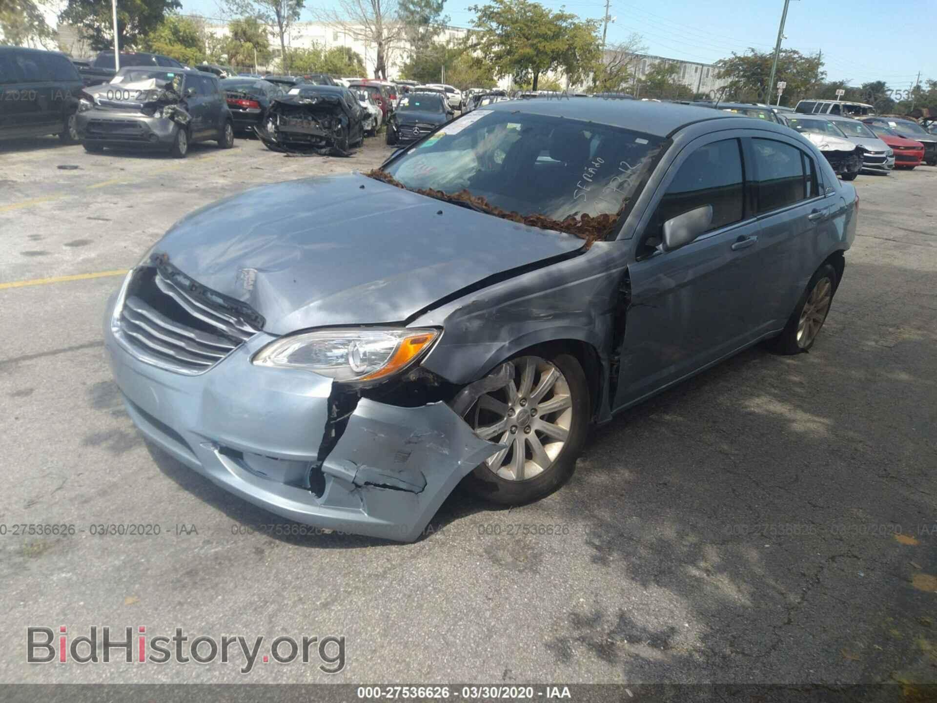 2013 CHRYSLER 200 - VIN: 1C3CCBBB7DN617312 - Photo 2