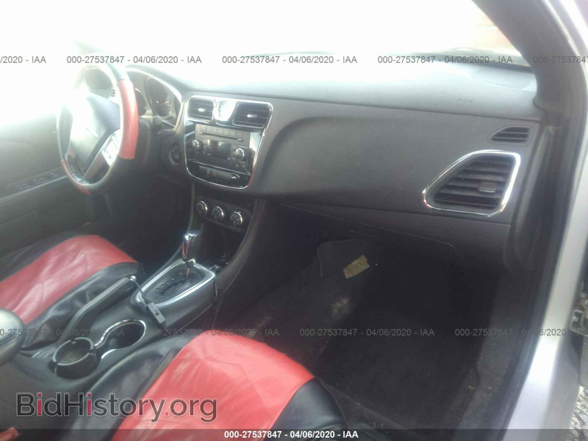 2011 CHRYSLER 200 - VIN: 1C3BC1FB1BN539817 - Фото 5