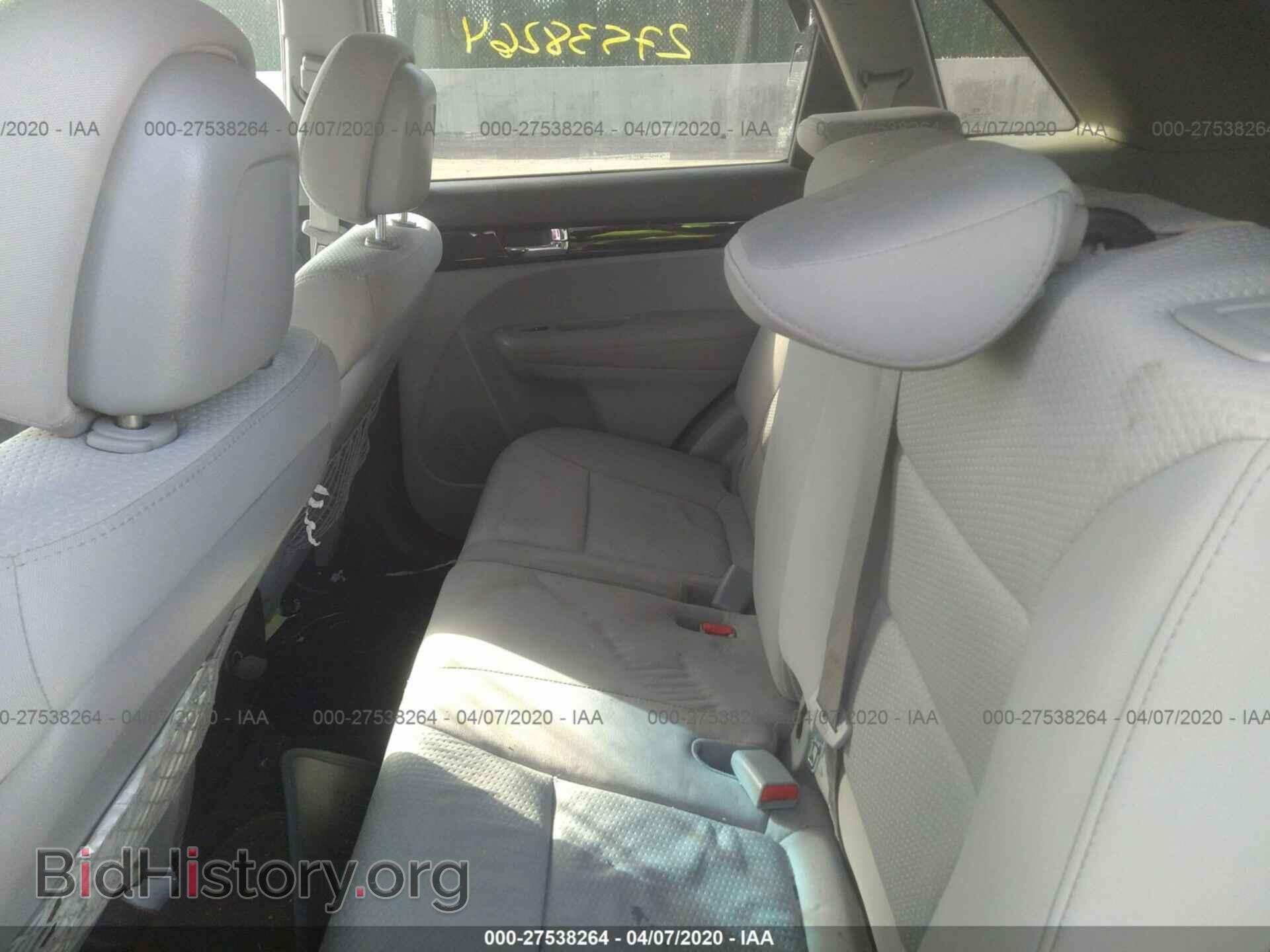 2012 KIA SORENTO - VIN: 5XYKTCA60CG270297 - Фото 8