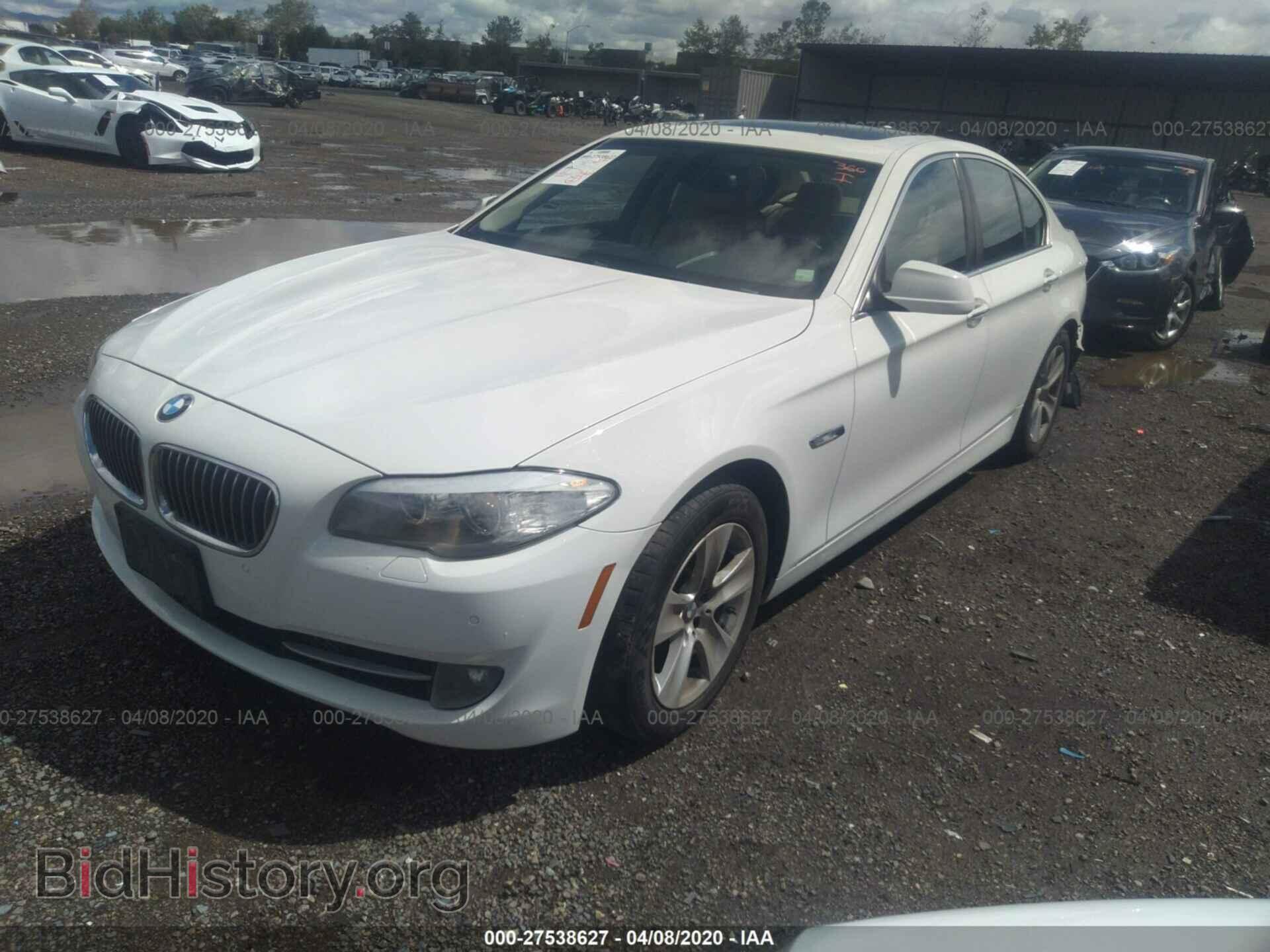 2011 BMW 528 - VIN: WBAFR1C56BC742222 - Фото 2