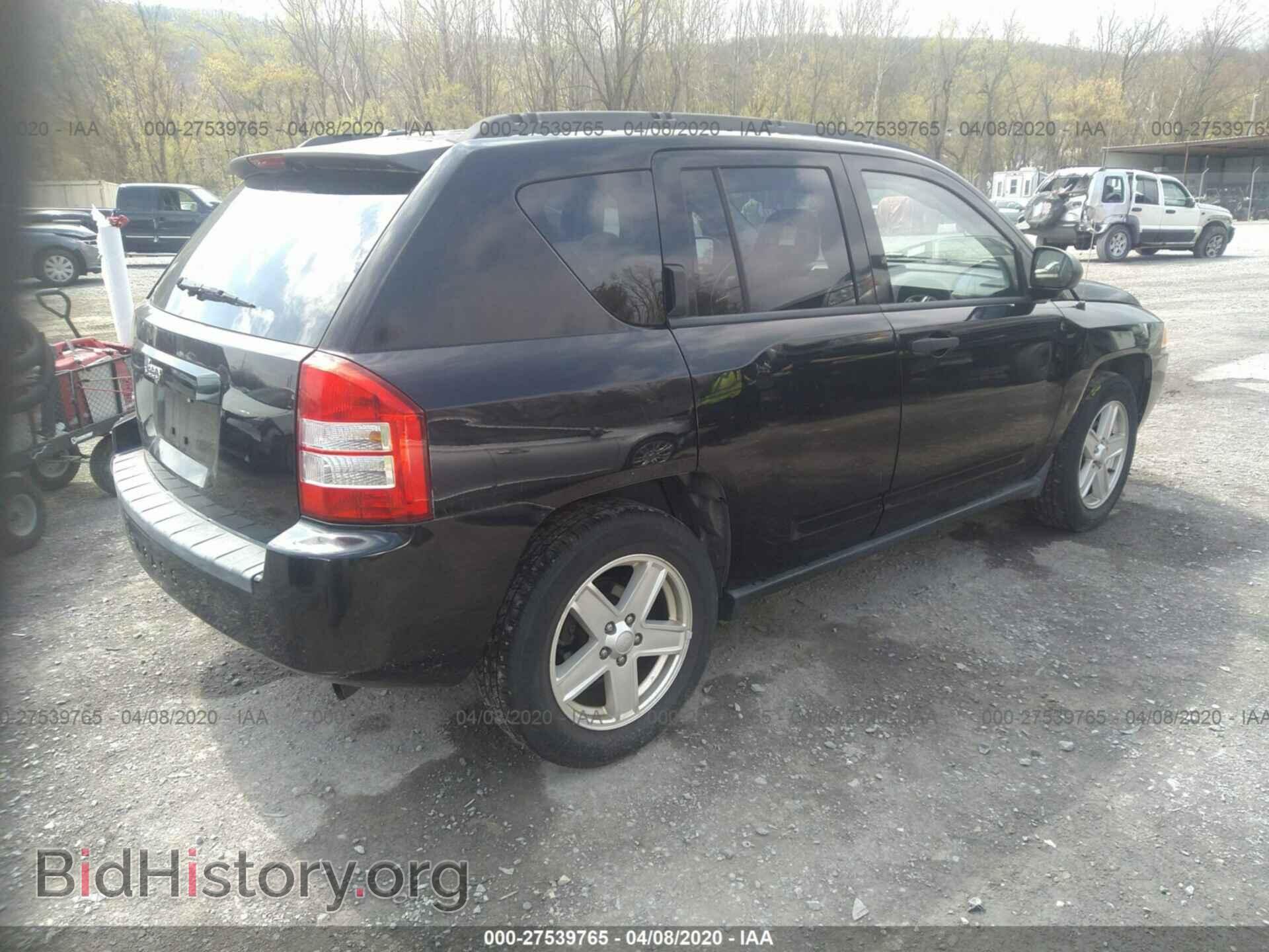 2007 JEEP COMPASS - VIN: 1J8FF47W77D123106 - Фото 4