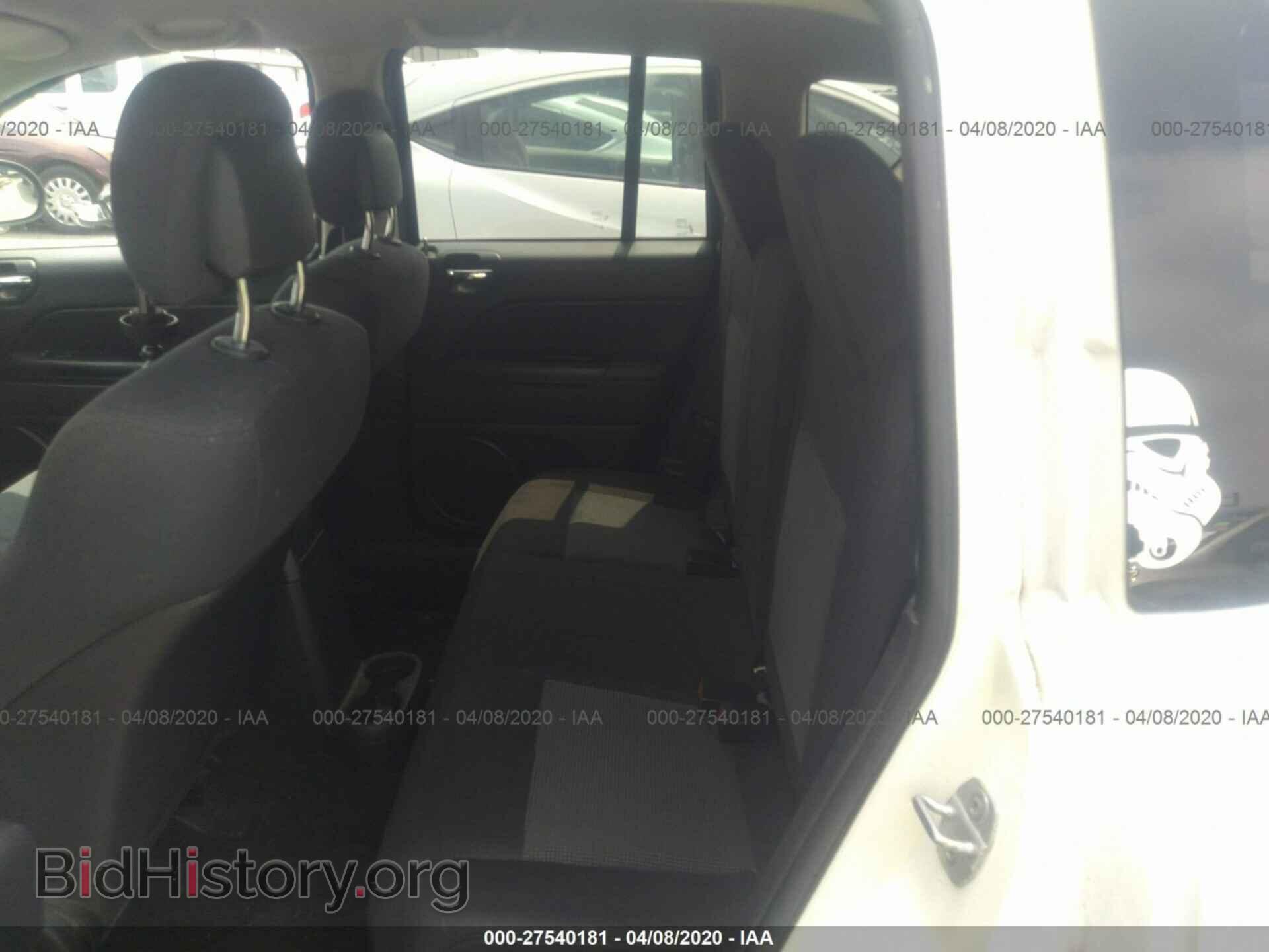 2011 JEEP COMPASS - VIN: 1J4NT1FB3BD288517 - Фото 8