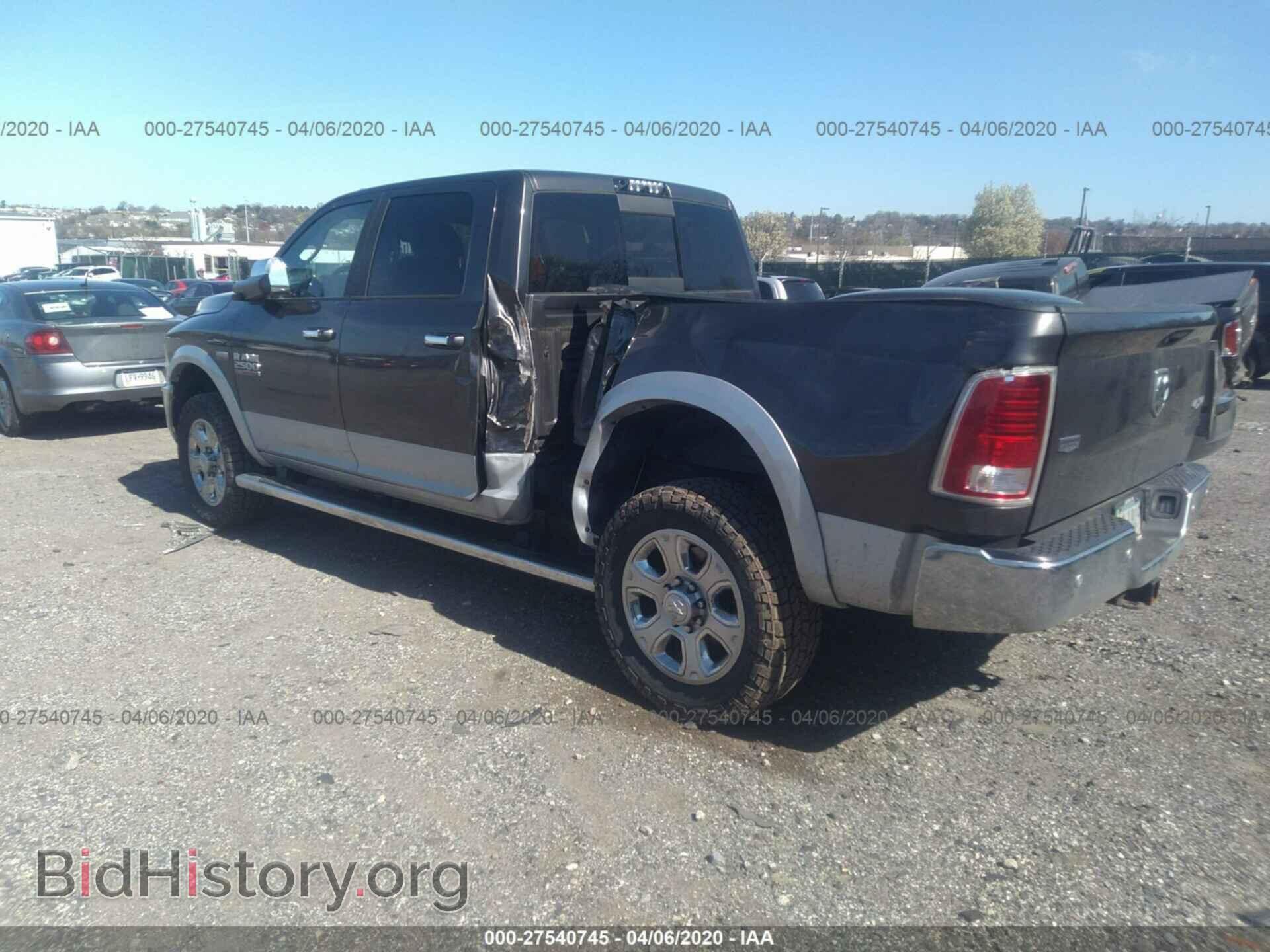 2017 RAM 2500 - VIN: 3C6UR5FJ3HG557875 - Фото 3