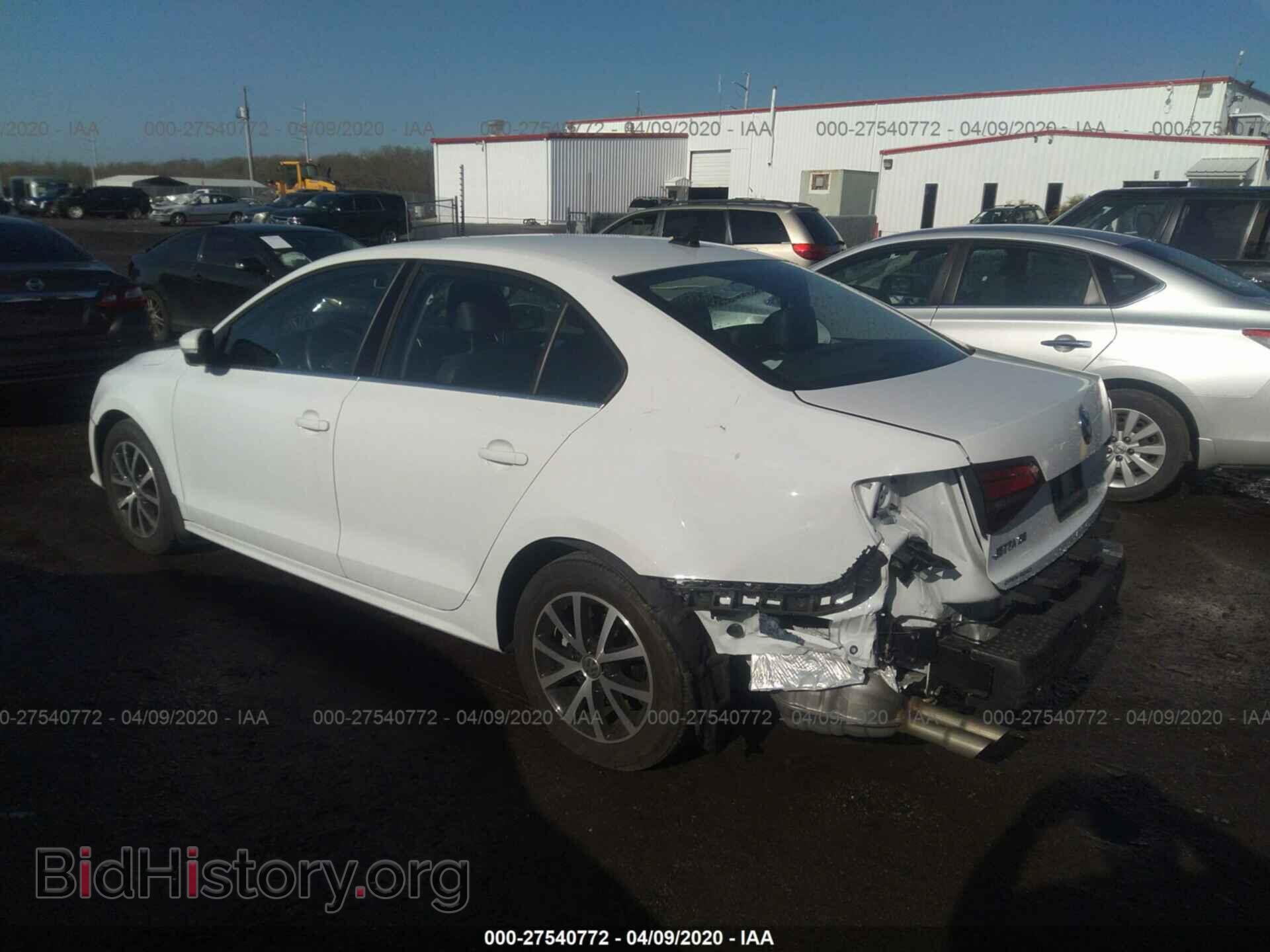2017 VOLKSWAGEN JETTA - VIN: 3VWDB7AJ2HM237333 - Фото 3