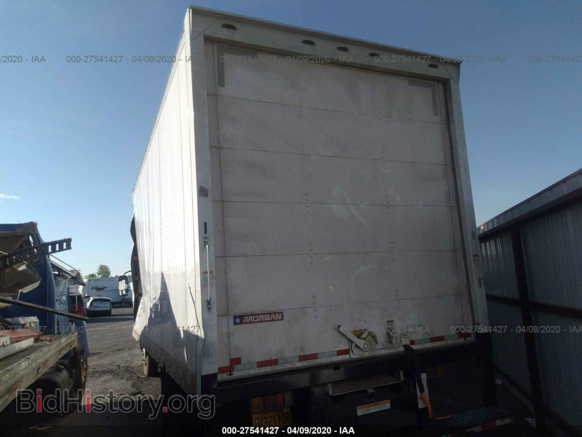 2018 ISUZU NPR - VIN: 54DB4W1B3JS809476 - Photo 3