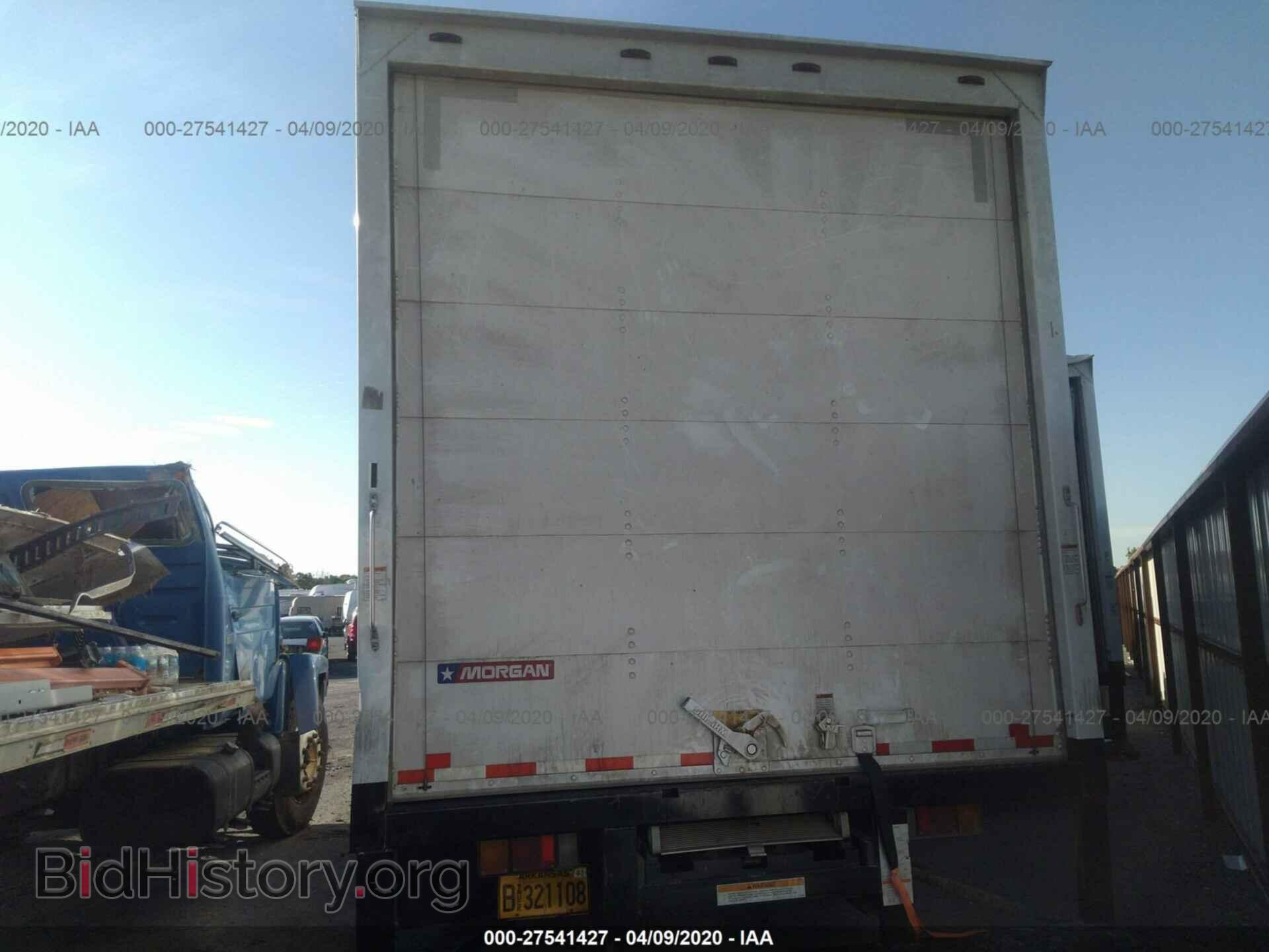 2018 ISUZU NPR - VIN: 54DB4W1B3JS809476 - Photo 8