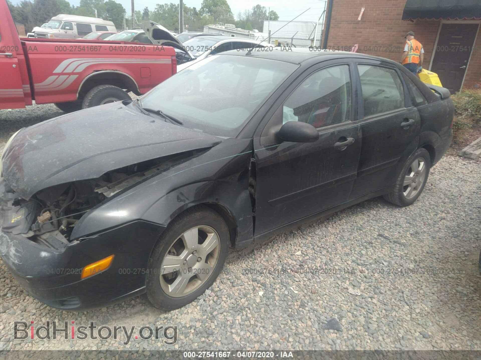 2005 FORD FOCUS - VIN: 1FAFP34N95W202908 - Фото 2