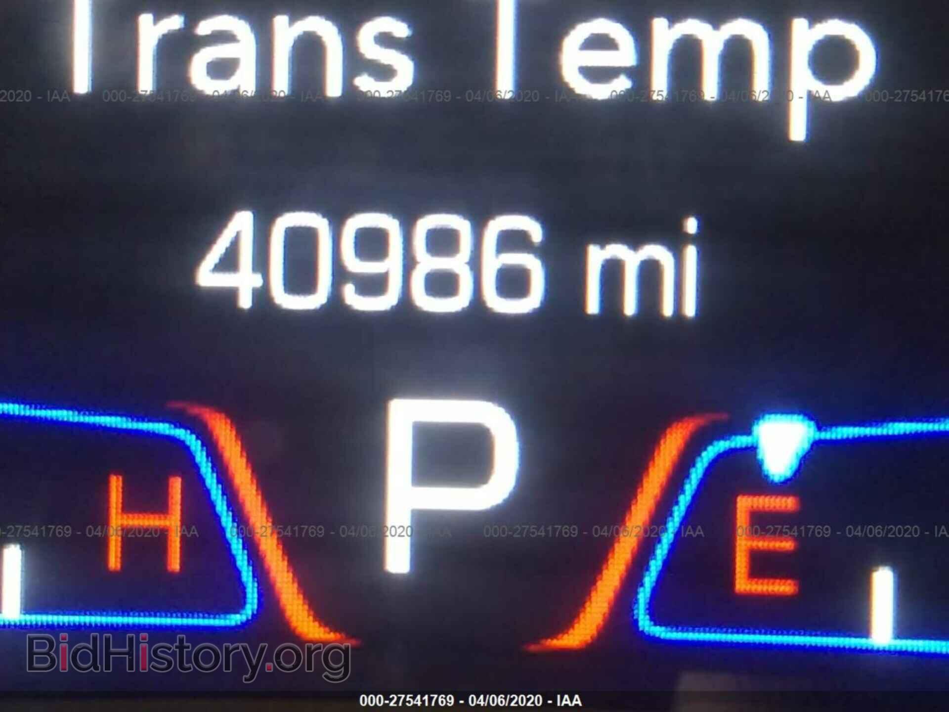 2018 CHRYSLER 300 - VIN: 2C3CCAGG8JH300545 - Фото 7
