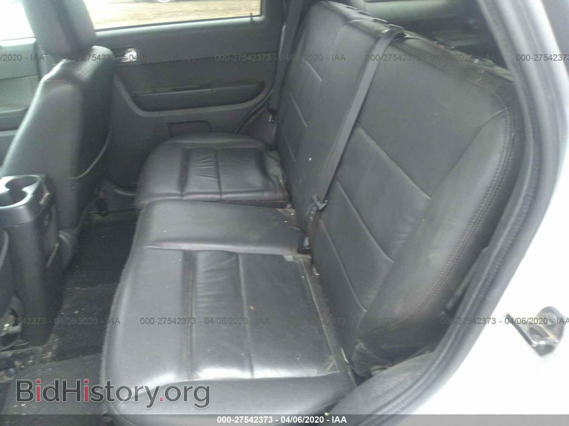 2011 FORD ESCAPE - VIN: 1FMCU9EG6BKB79143 - Photo 8