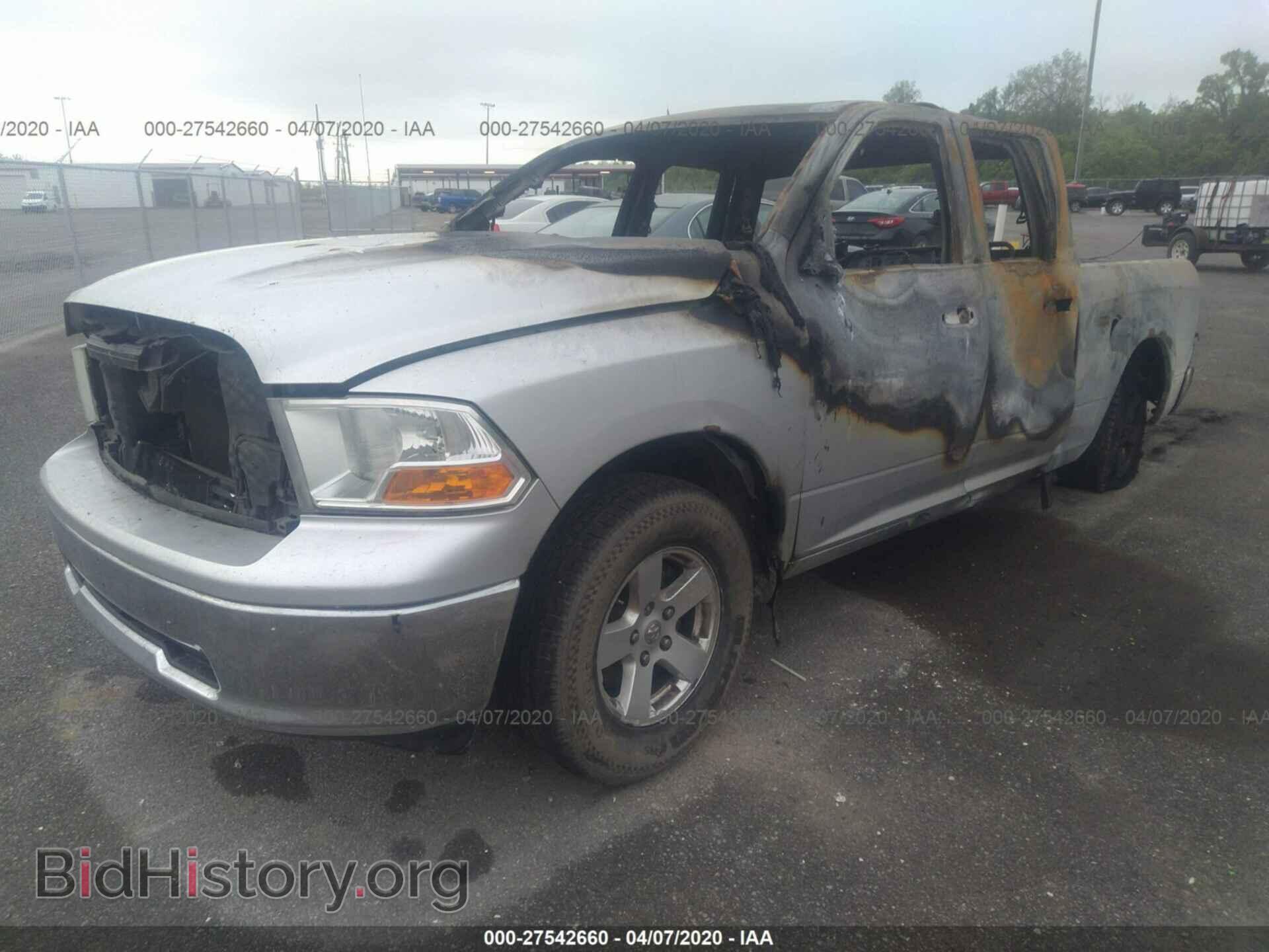 2011 RAM 1500 - VIN: 1D7RB1GP0BS696141 - Фото 2