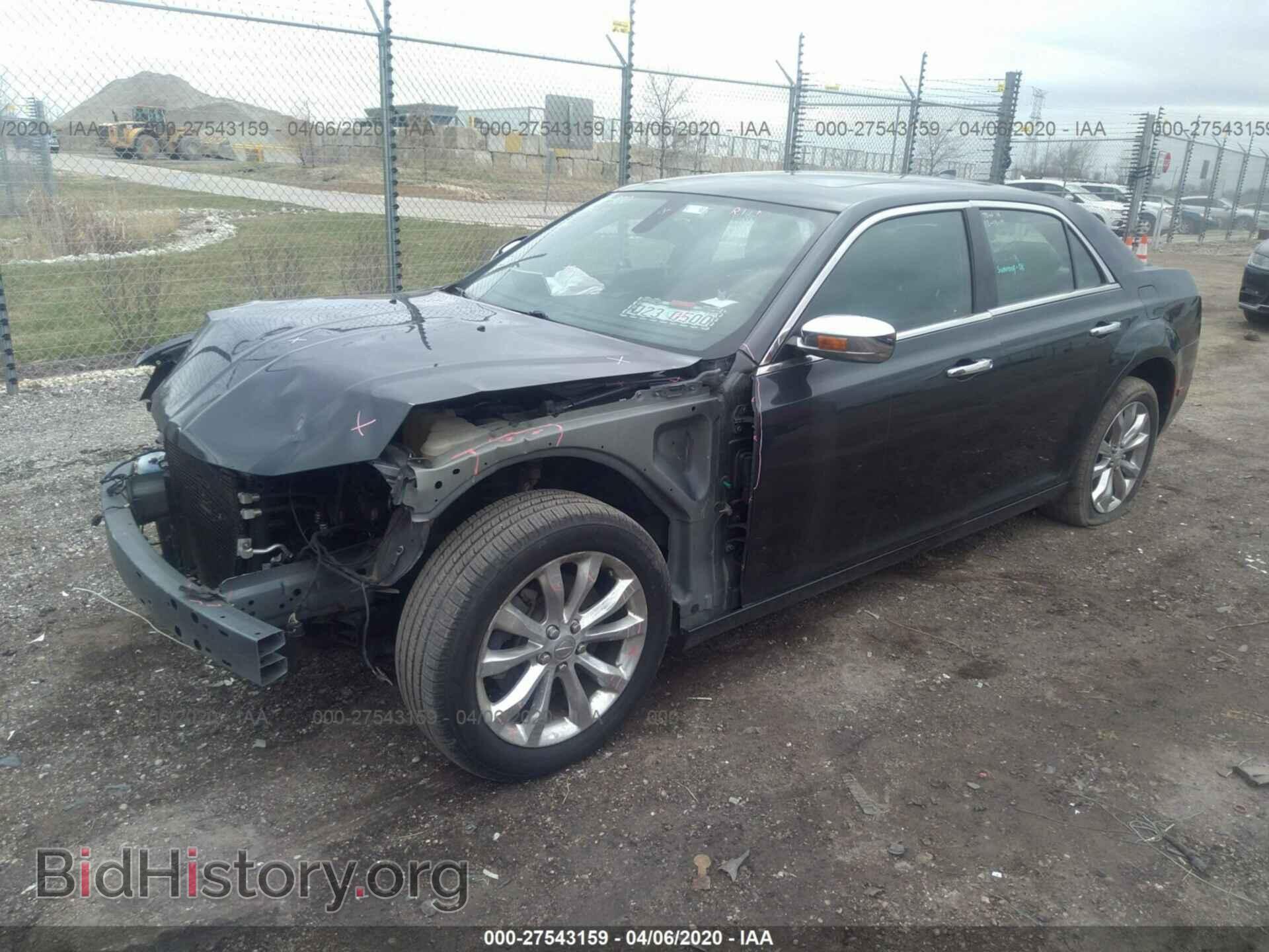 2016 CHRYSLER 300 - VIN: 2C3CCAKG8GH198504 - Photo 2