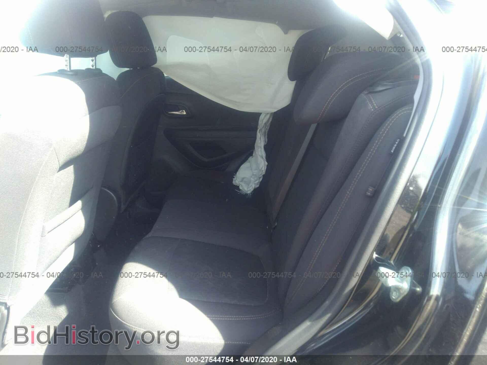 2019 CHEVROLET TRAX - VIN: 3GNCJNSB3KL385816 - Фото 8